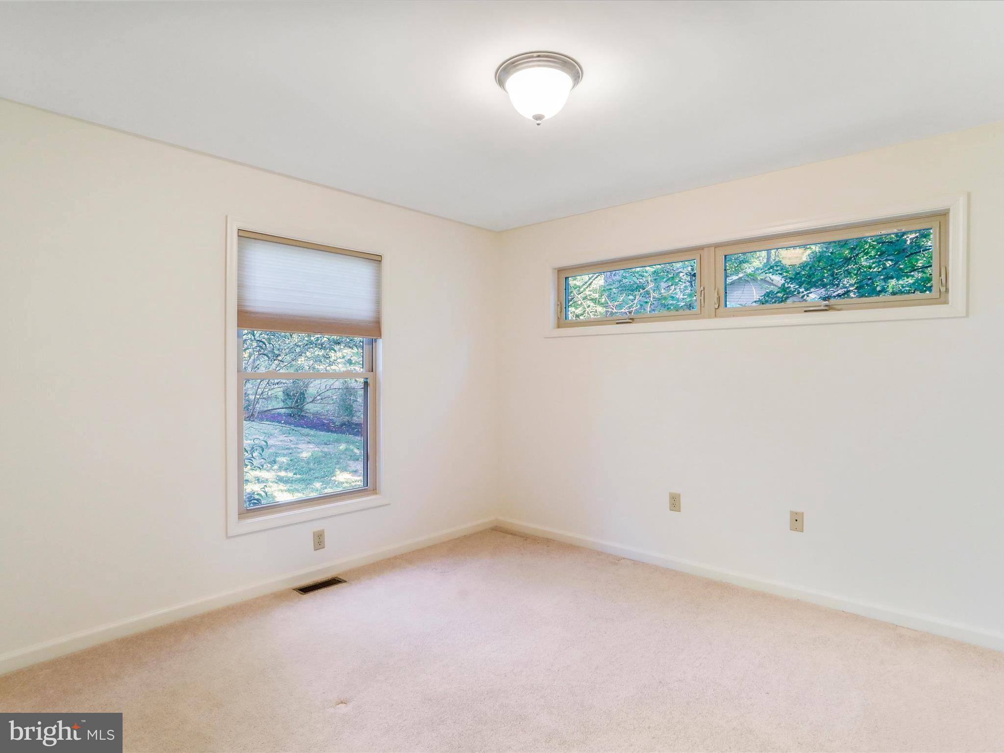 THE WOODS - Residential