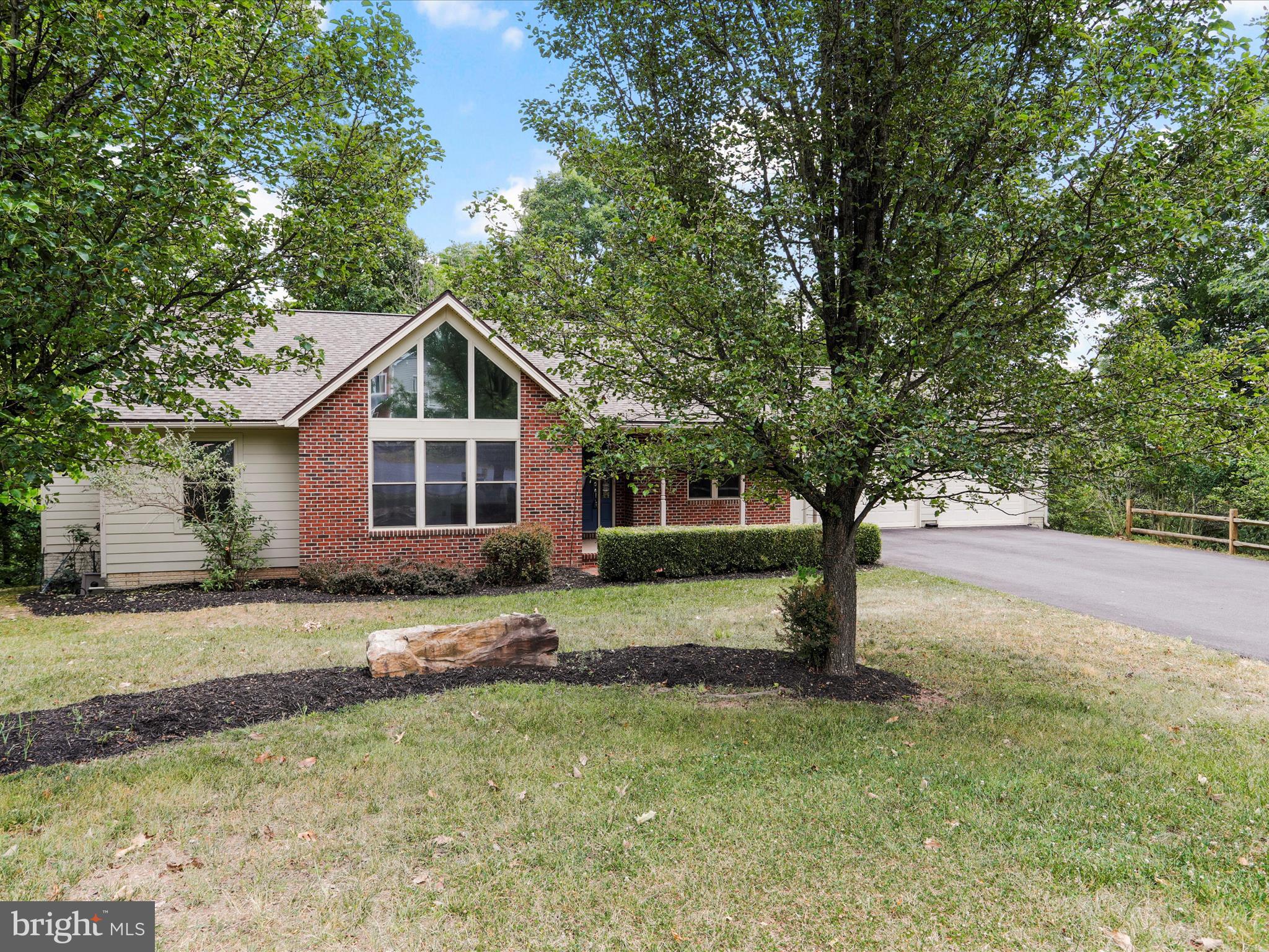 THE WOODS - Residential