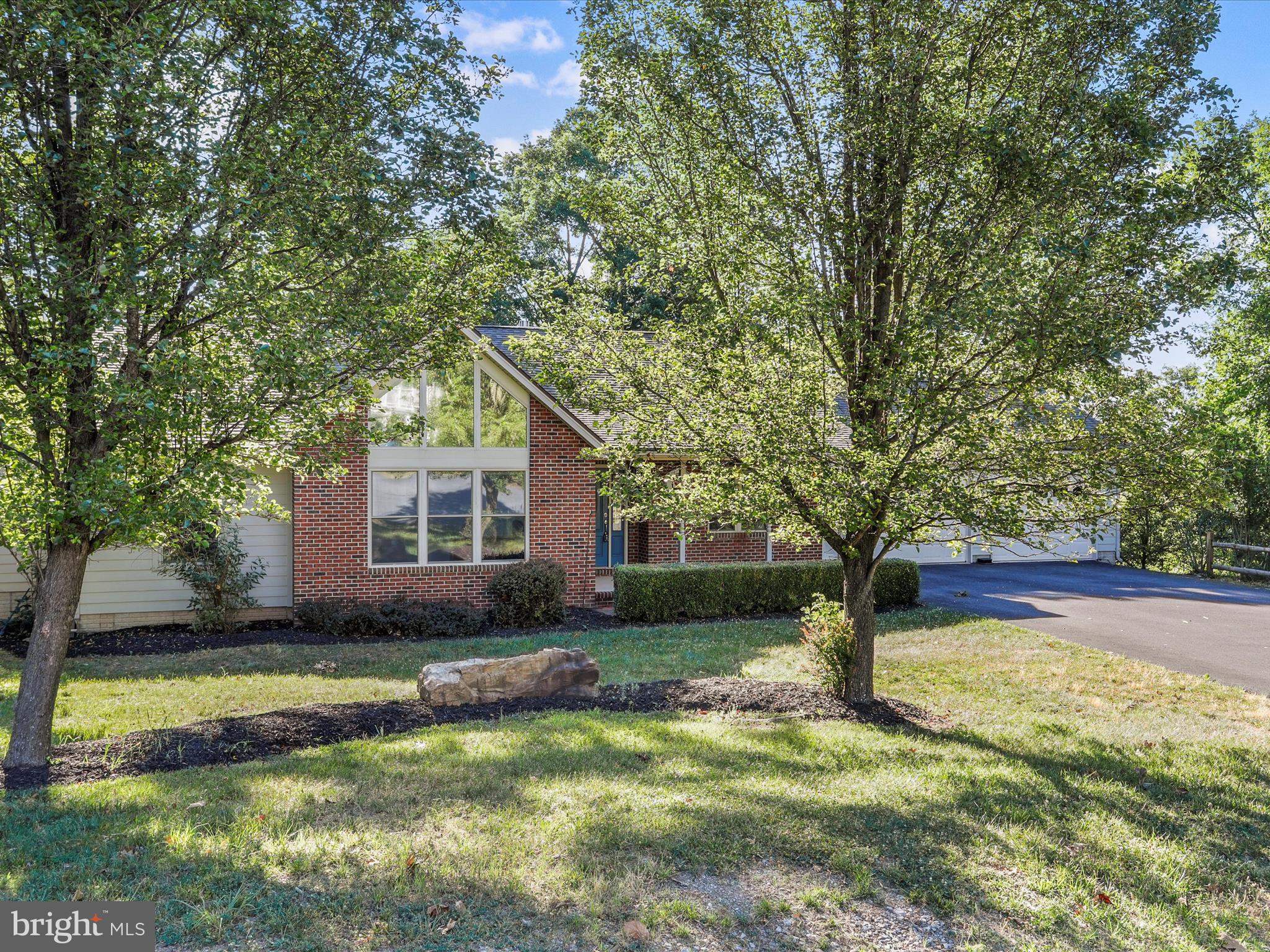 THE WOODS - Residential