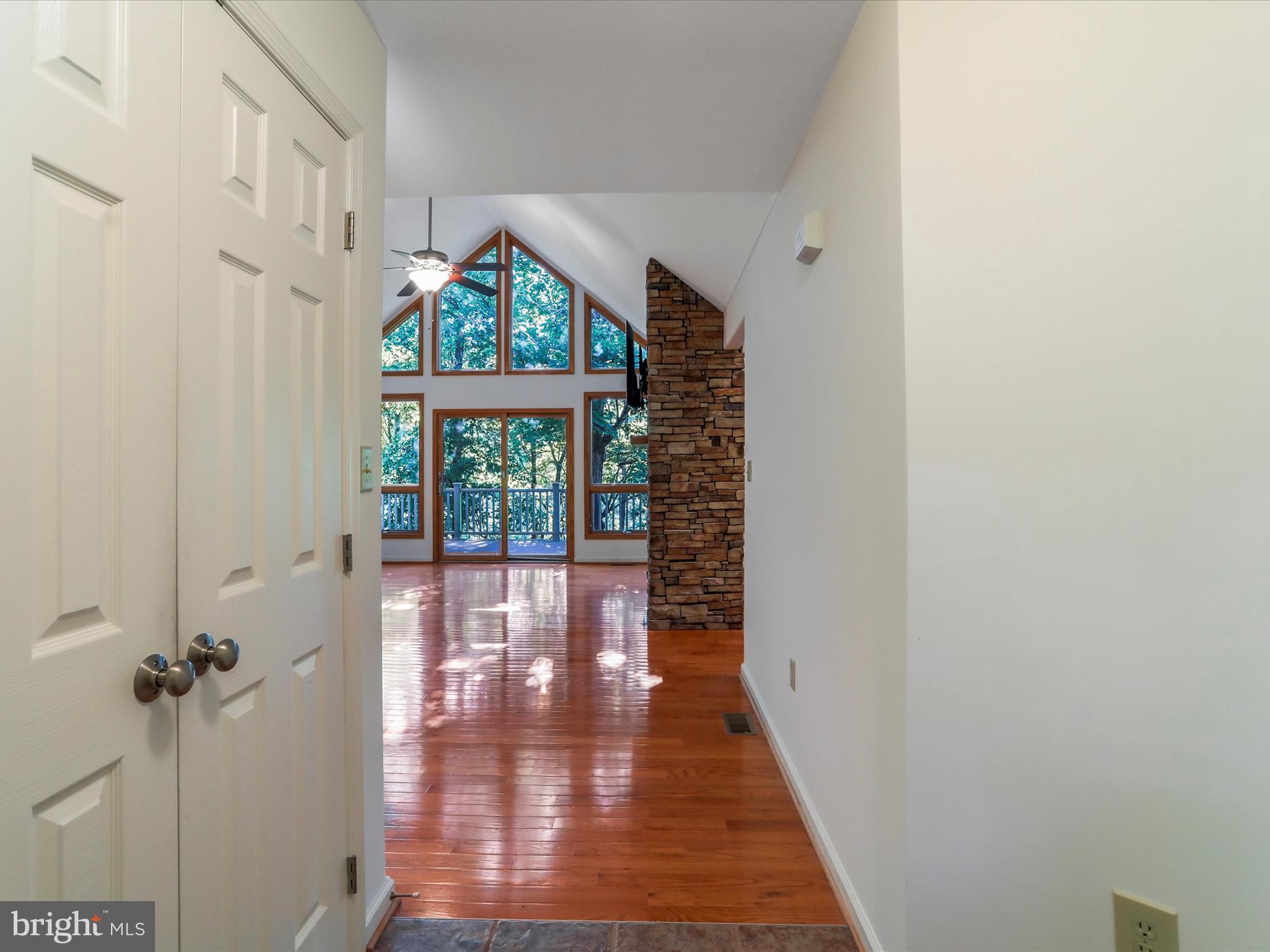 THE WOODS - Residential