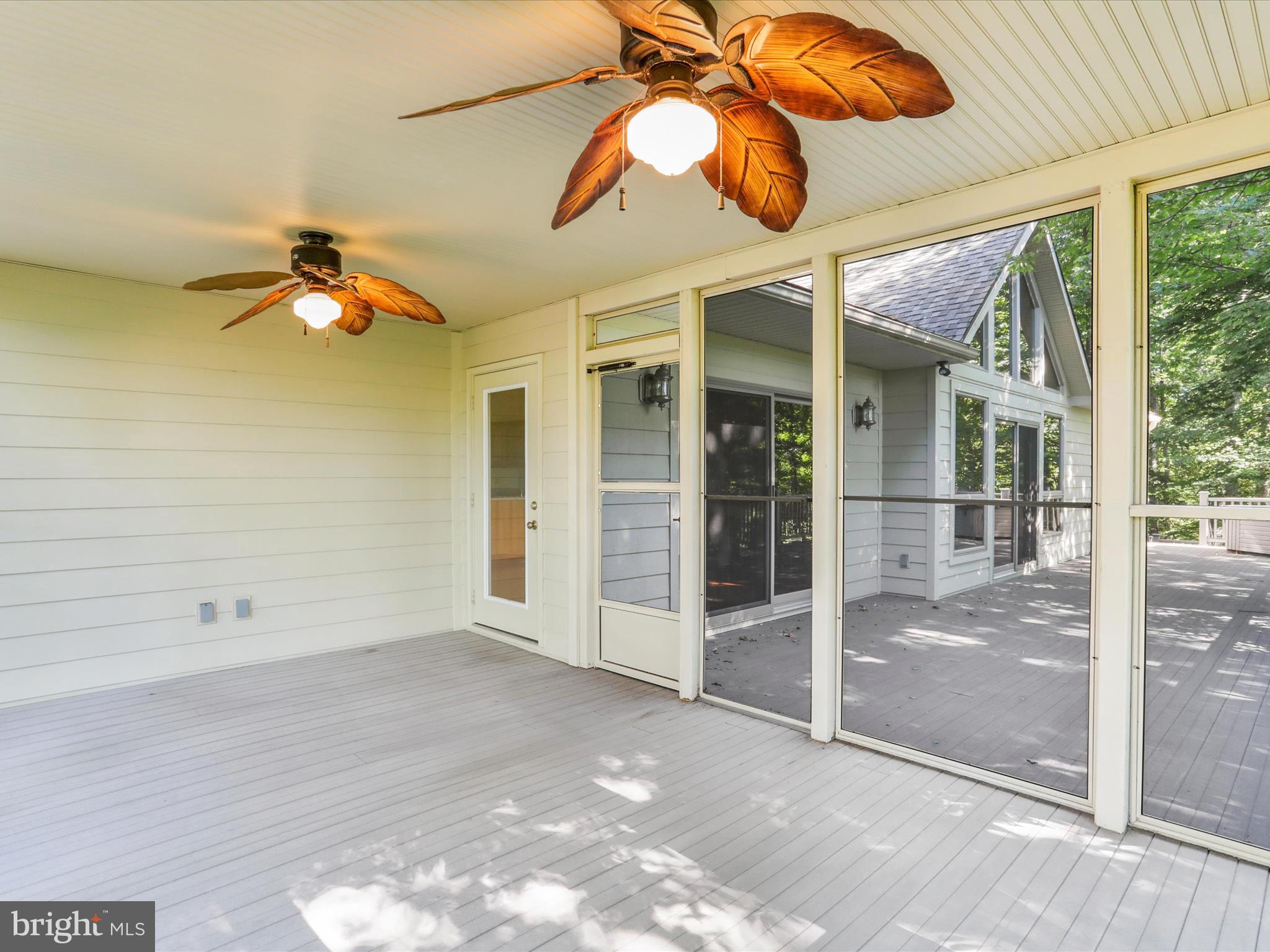 THE WOODS - Residential