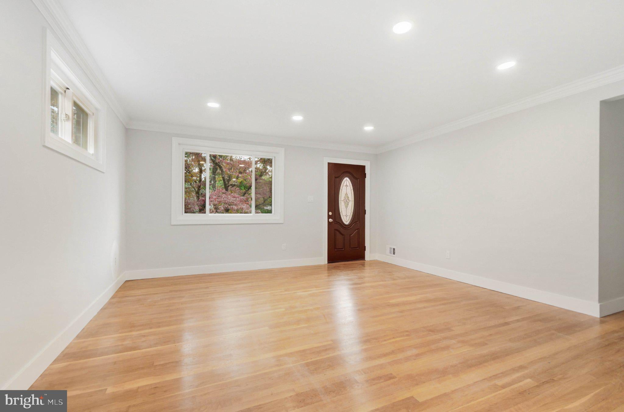 11008 LOMBARDY ROAD