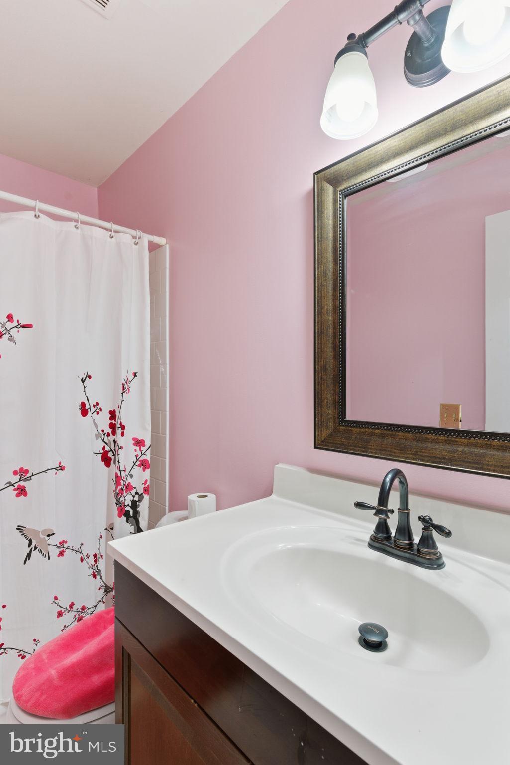 RUSSETT - Residential