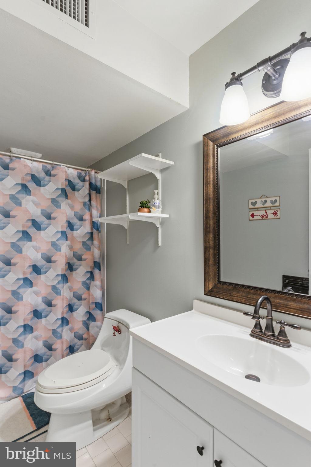 RUSSETT - Residential