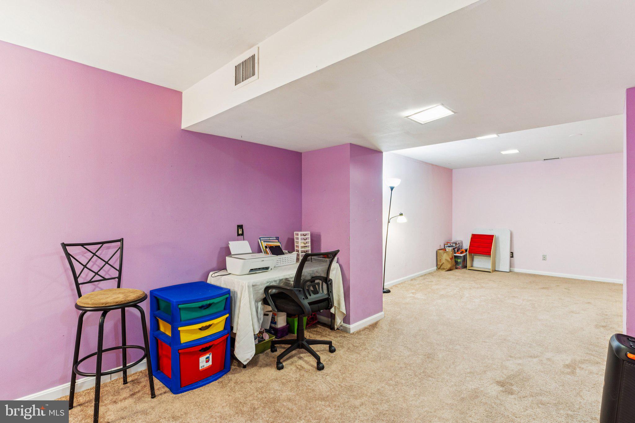 RUSSETT - Residential