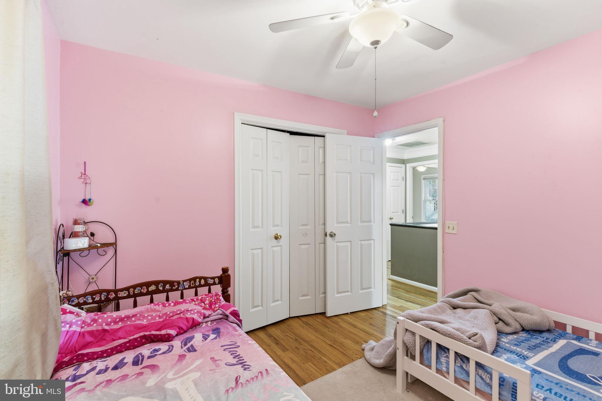 RUSSETT - Residential