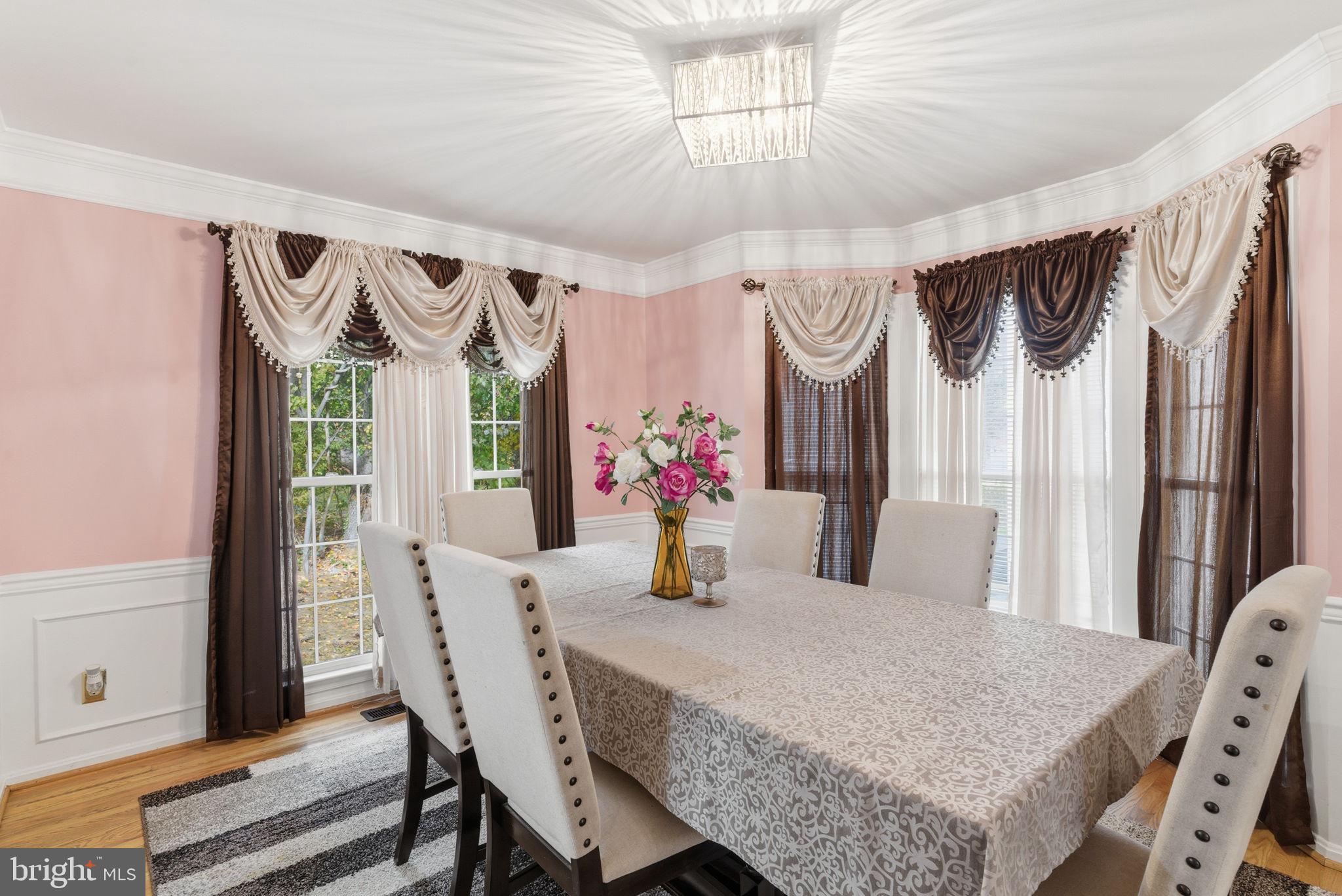 RUSSETT - Residential