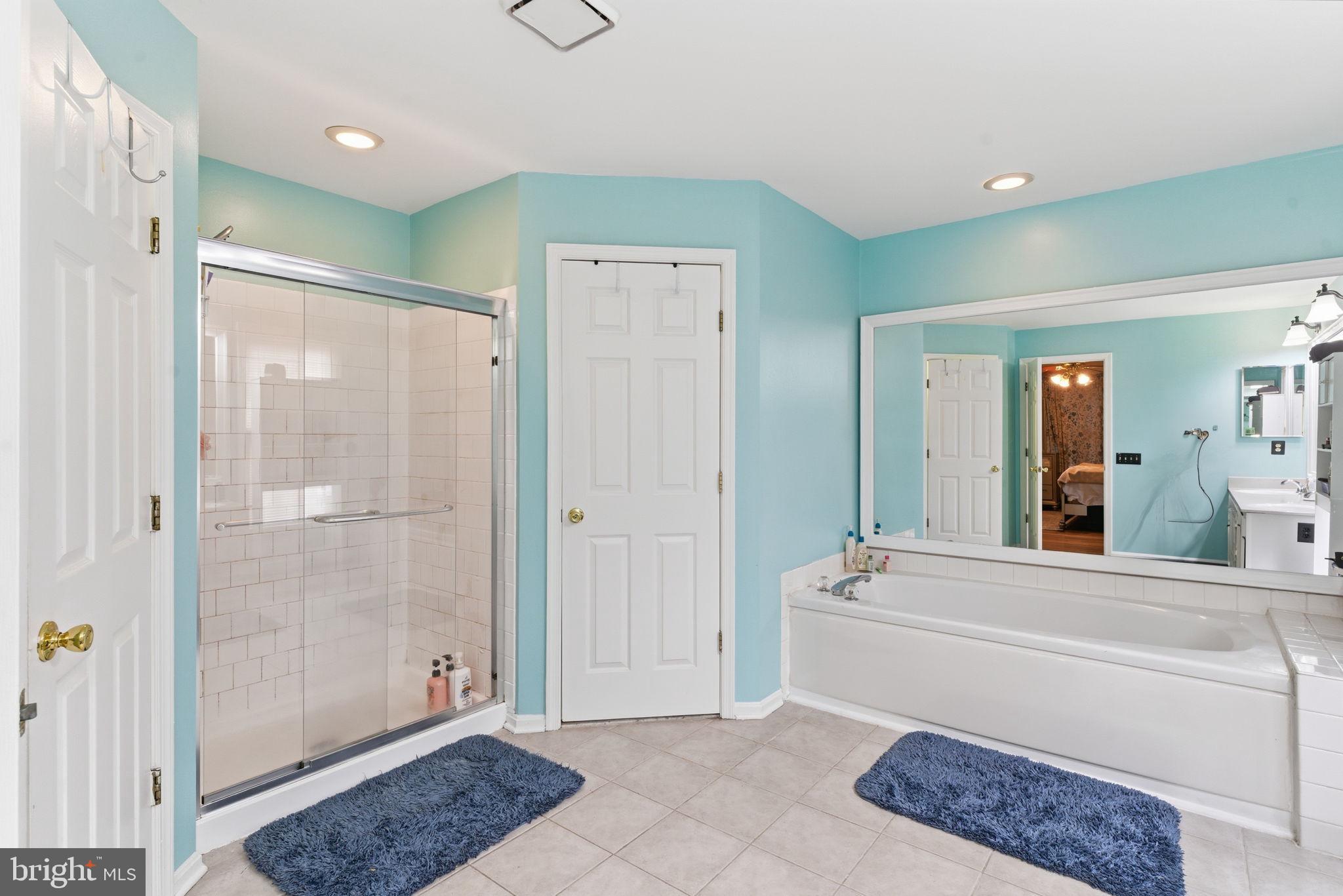 RUSSETT - Residential