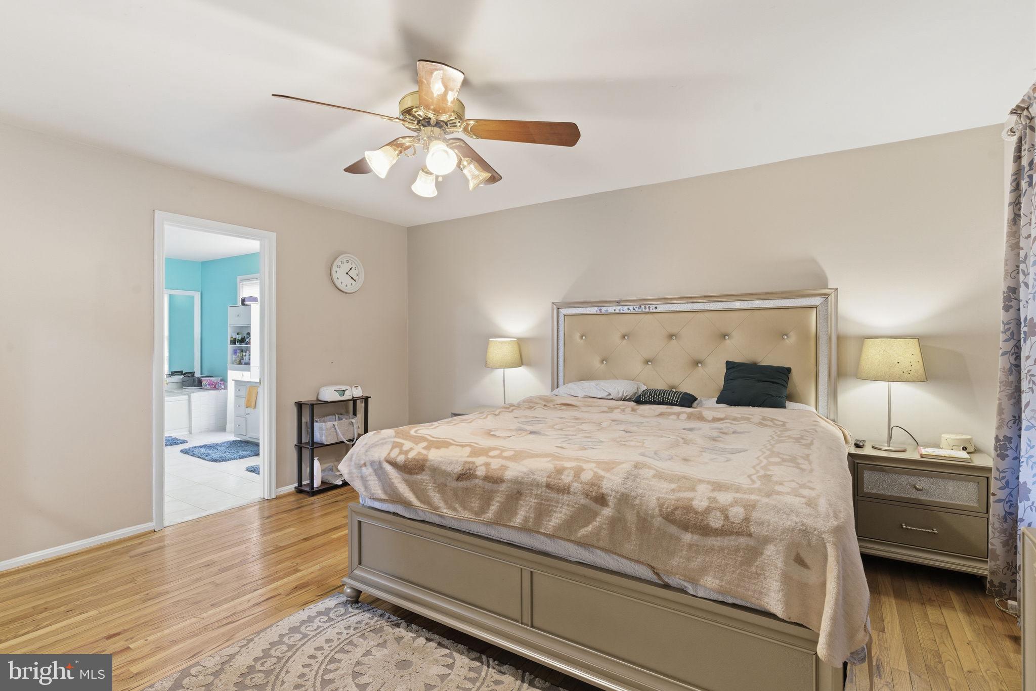 RUSSETT - Residential