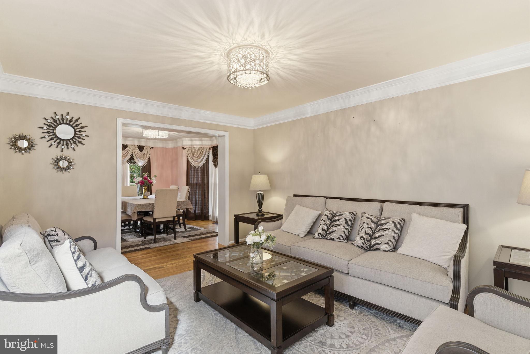 RUSSETT - Residential