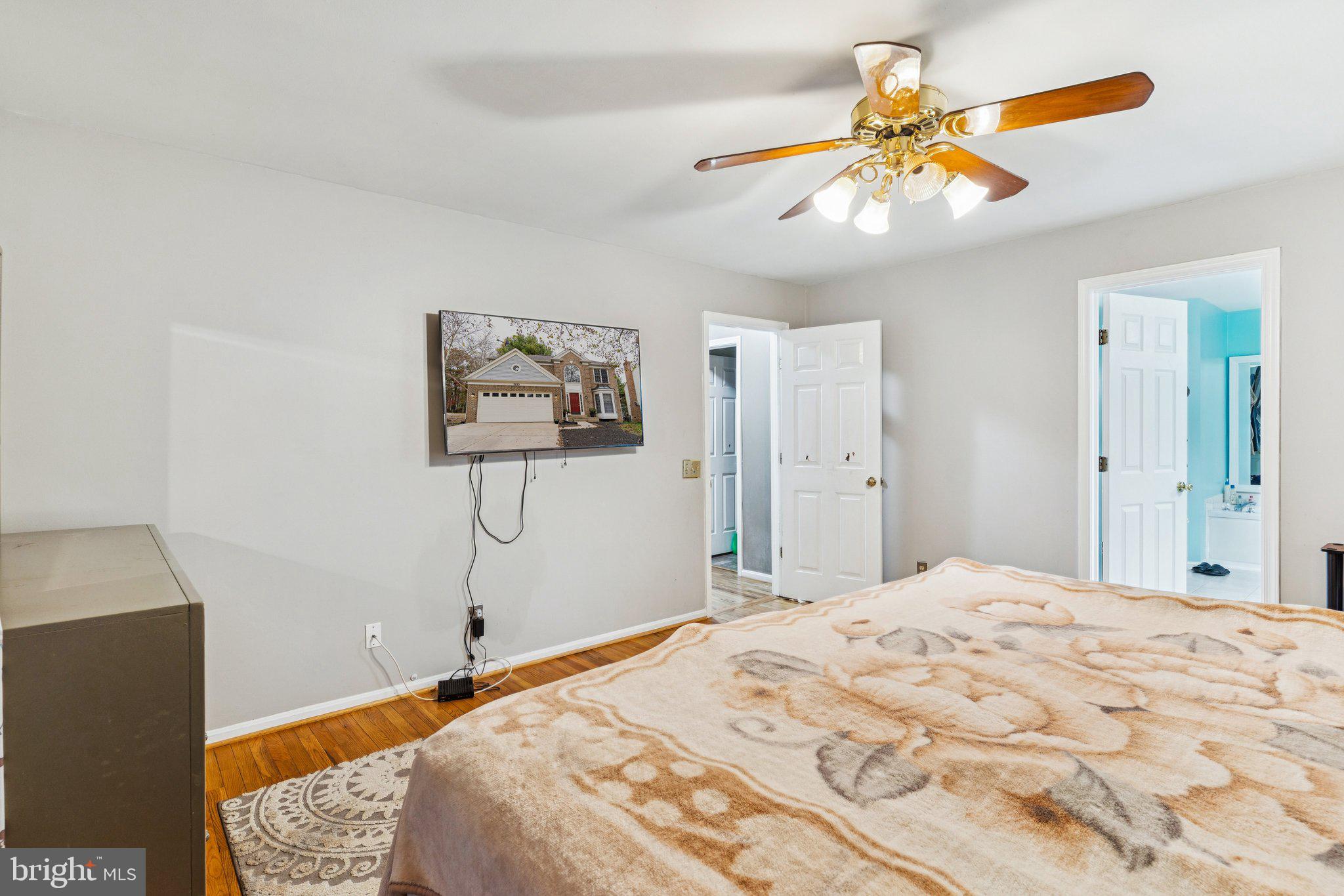 RUSSETT - Residential