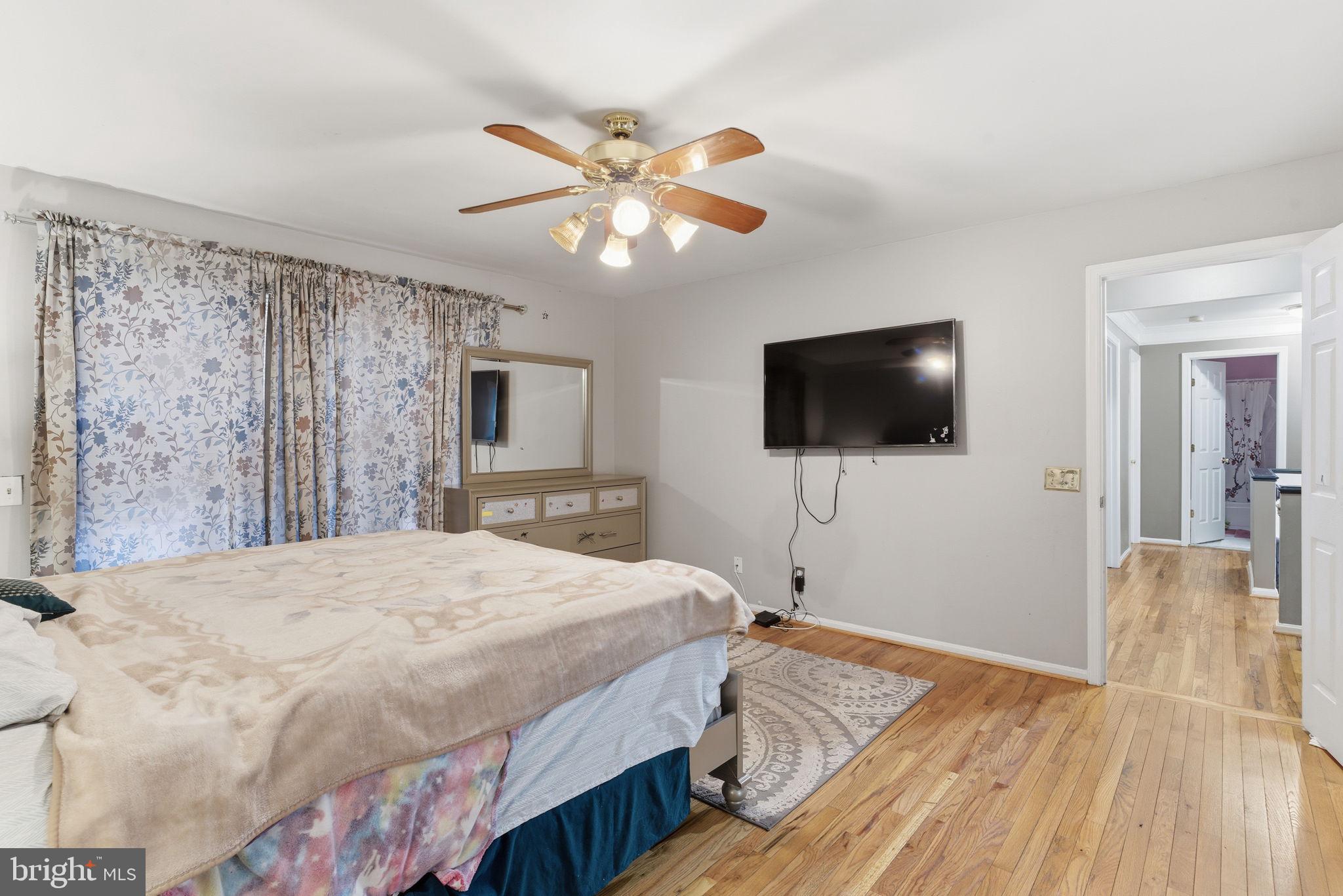 RUSSETT - Residential