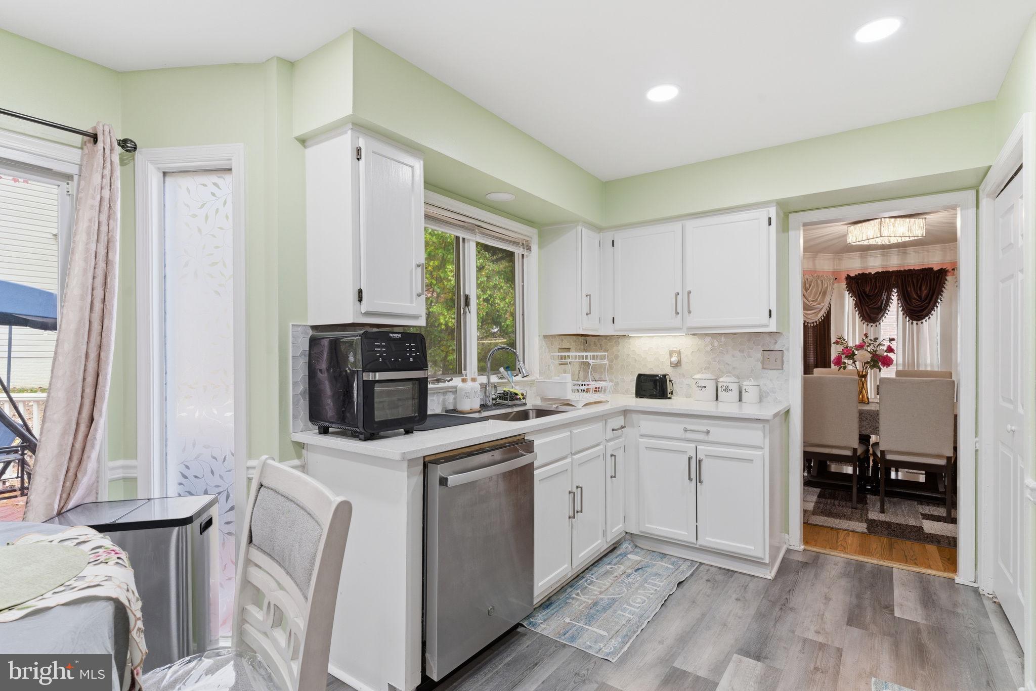 RUSSETT - Residential