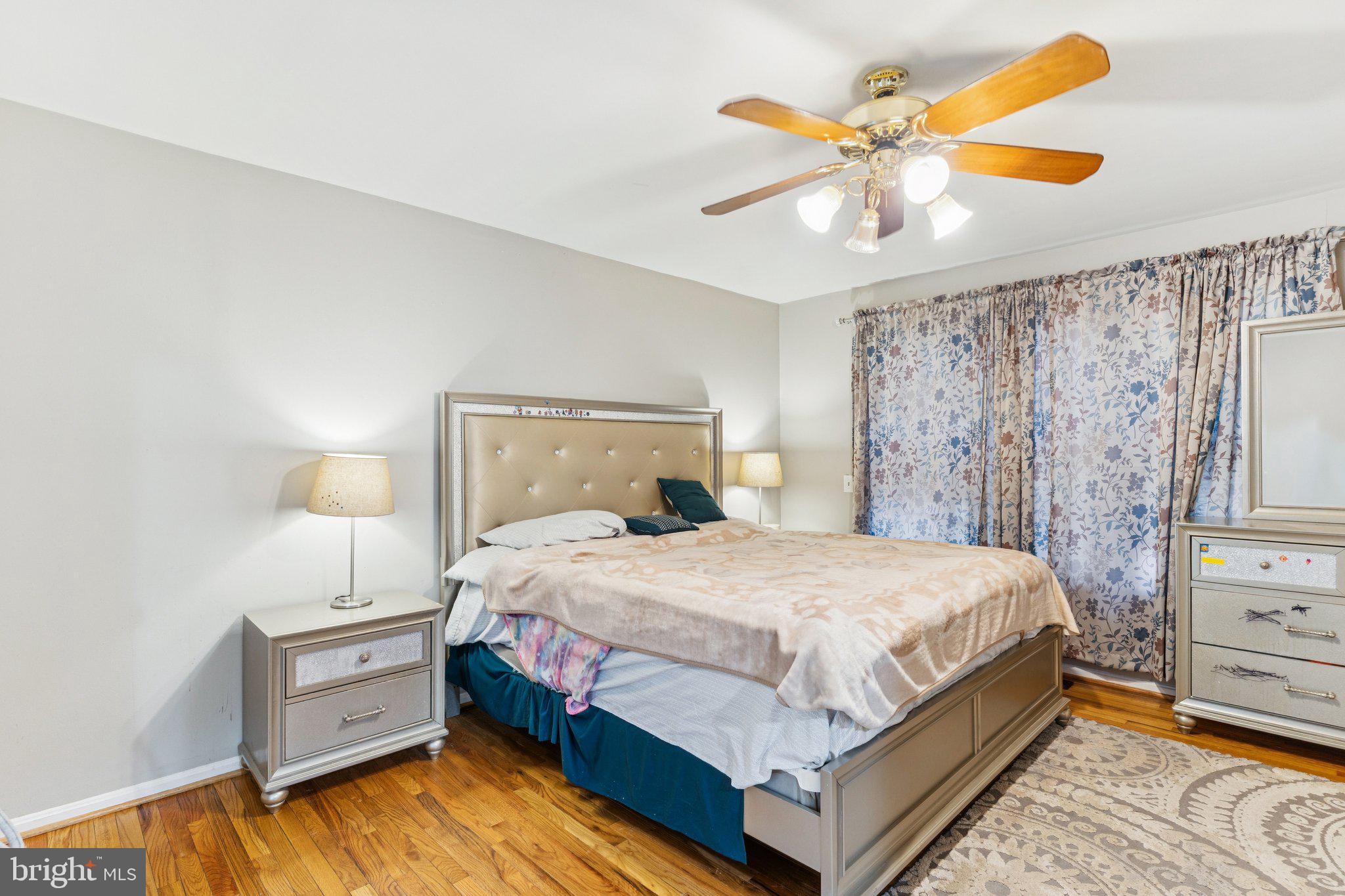 RUSSETT - Residential