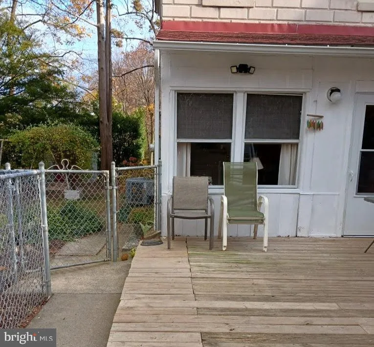 Reading, Pennsylvania 19610, United States, 4 Bedrooms Bedrooms, ,1 BathroomBathrooms,Residential,Pending,30123