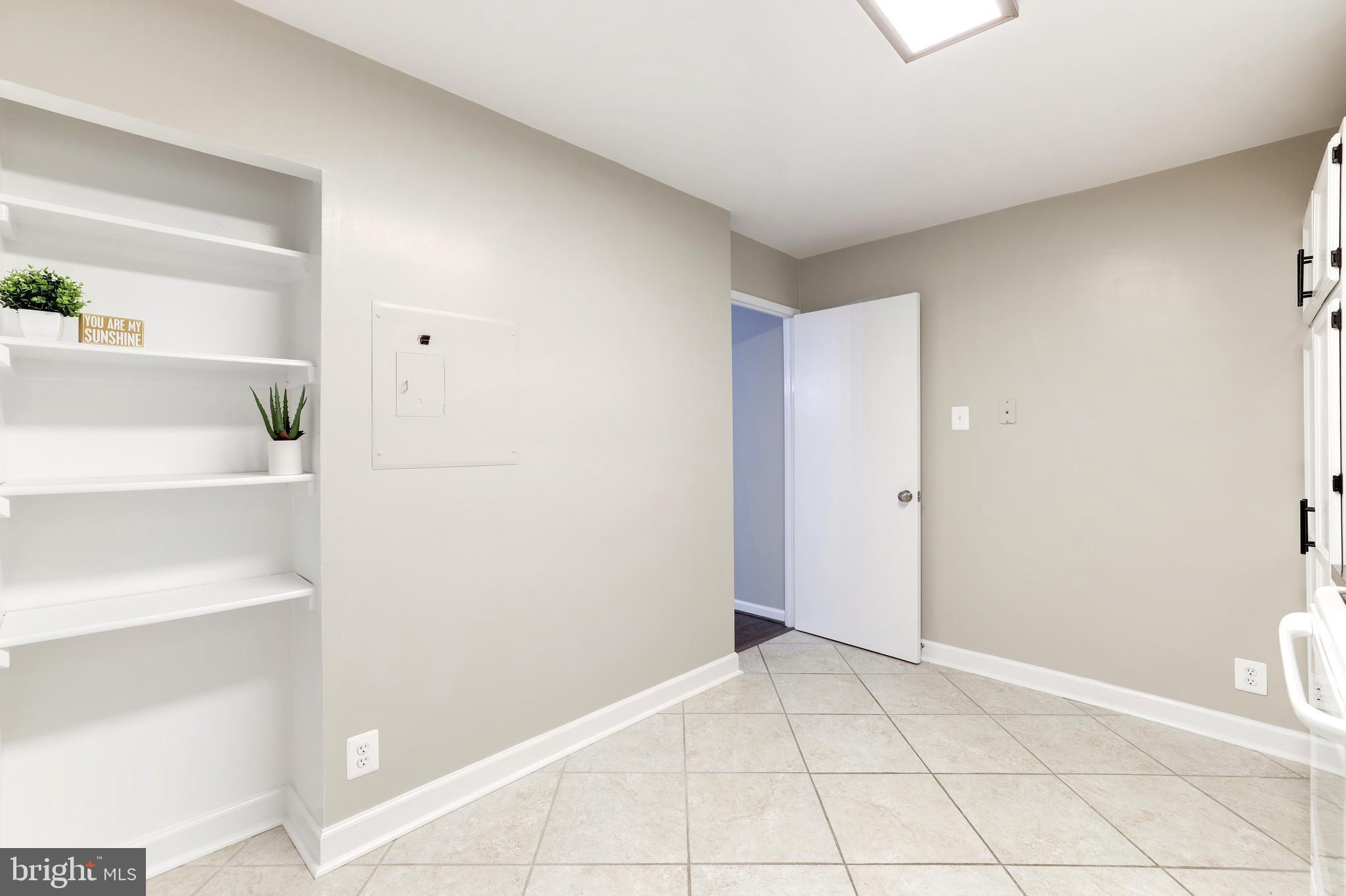 WATERGATE AT LANDMARK - Residential