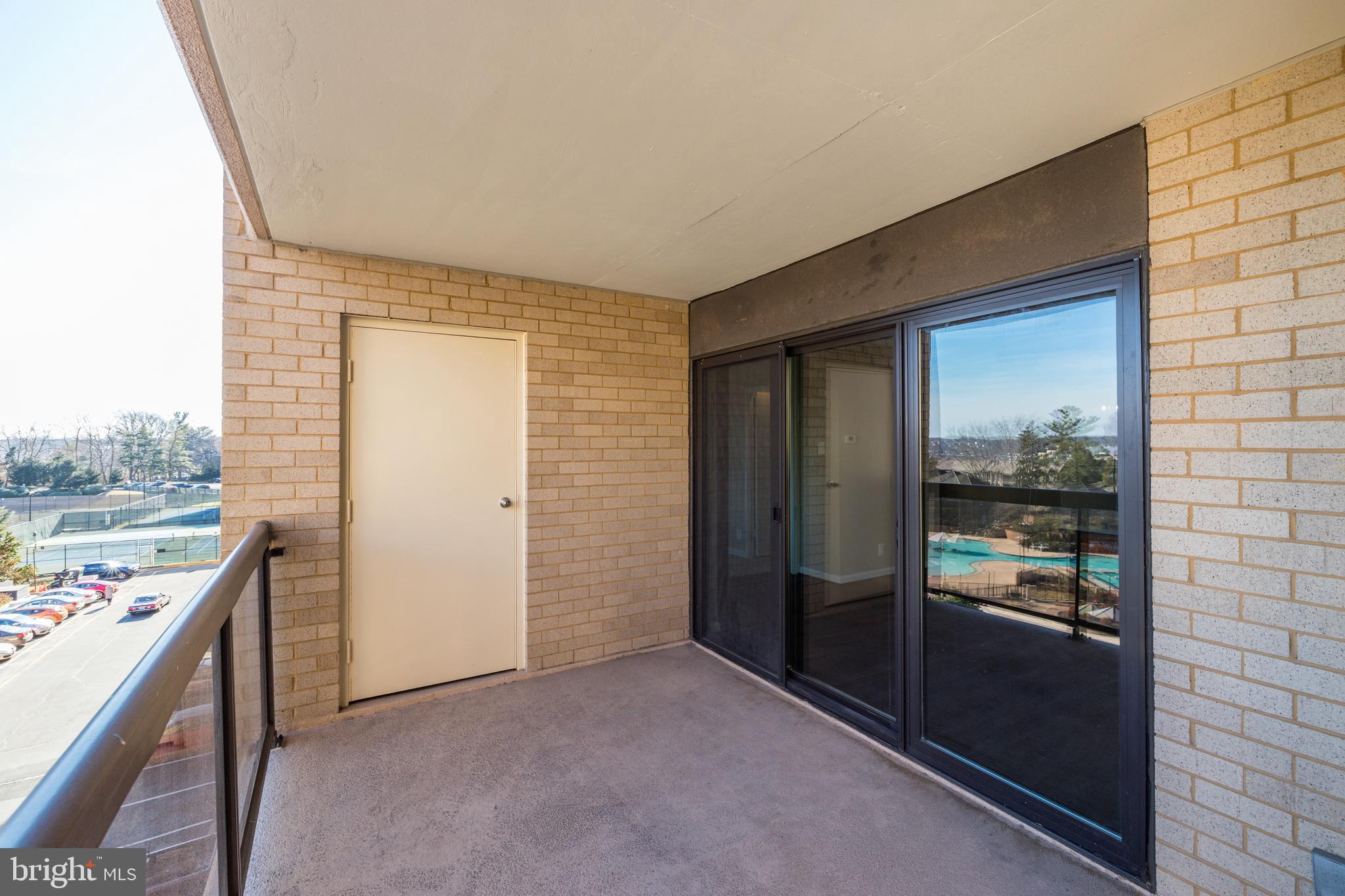 WATERGATE AT LANDMARK - Residential