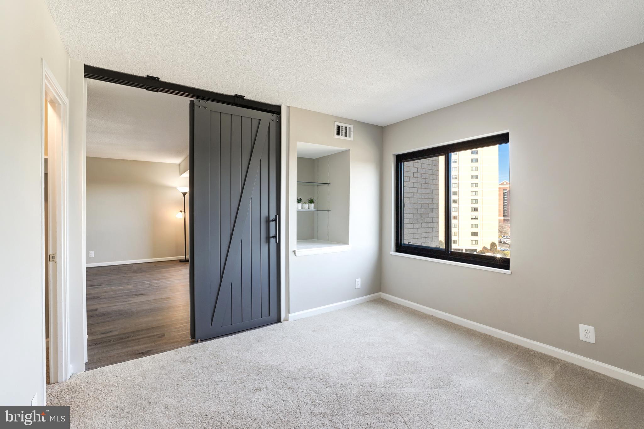 WATERGATE AT LANDMARK - Residential