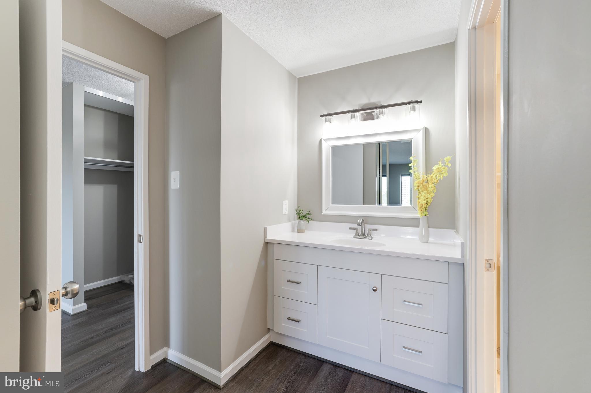 WATERGATE AT LANDMARK - Residential