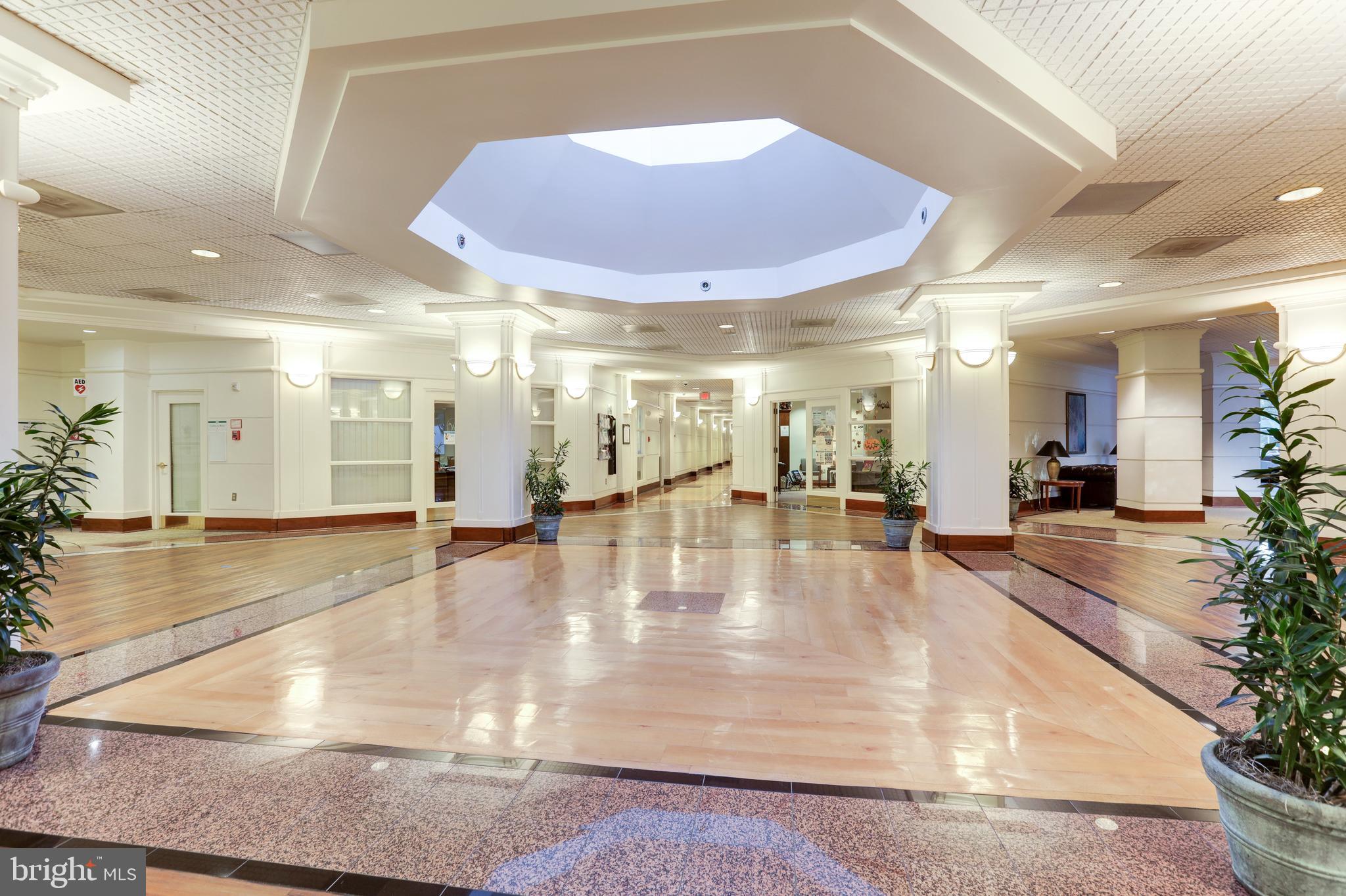 WATERGATE AT LANDMARK - Residential