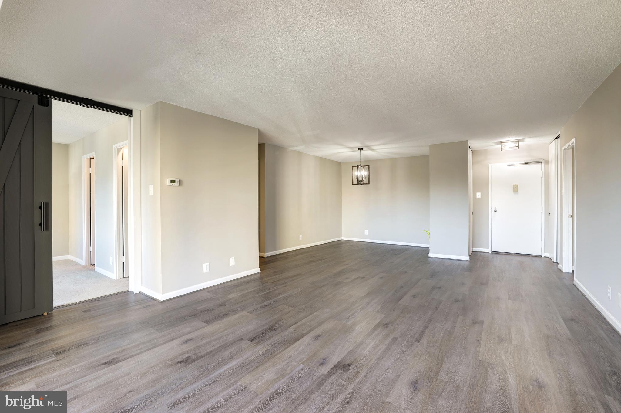 WATERGATE AT LANDMARK - Residential