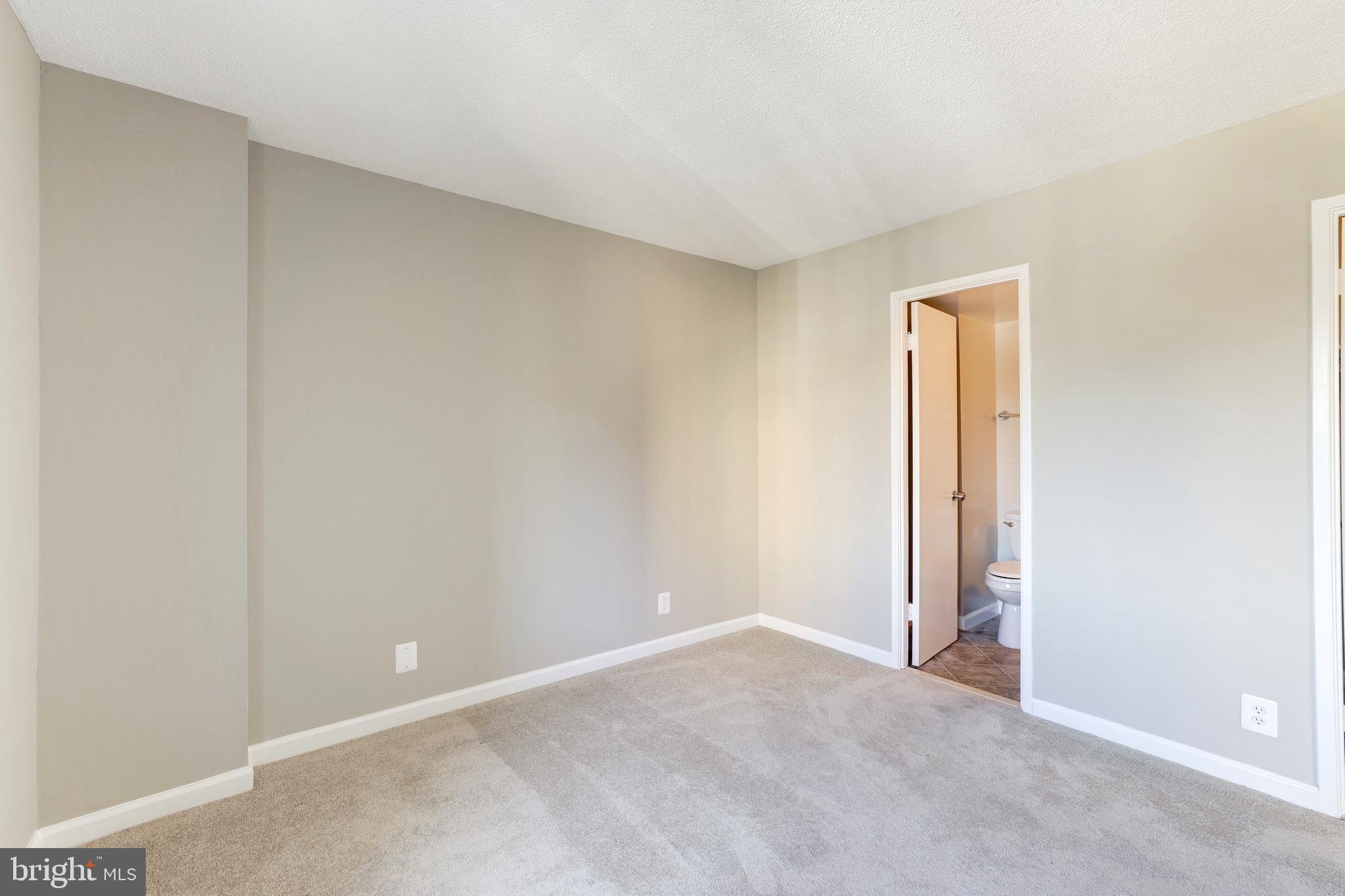 WATERGATE AT LANDMARK - Residential