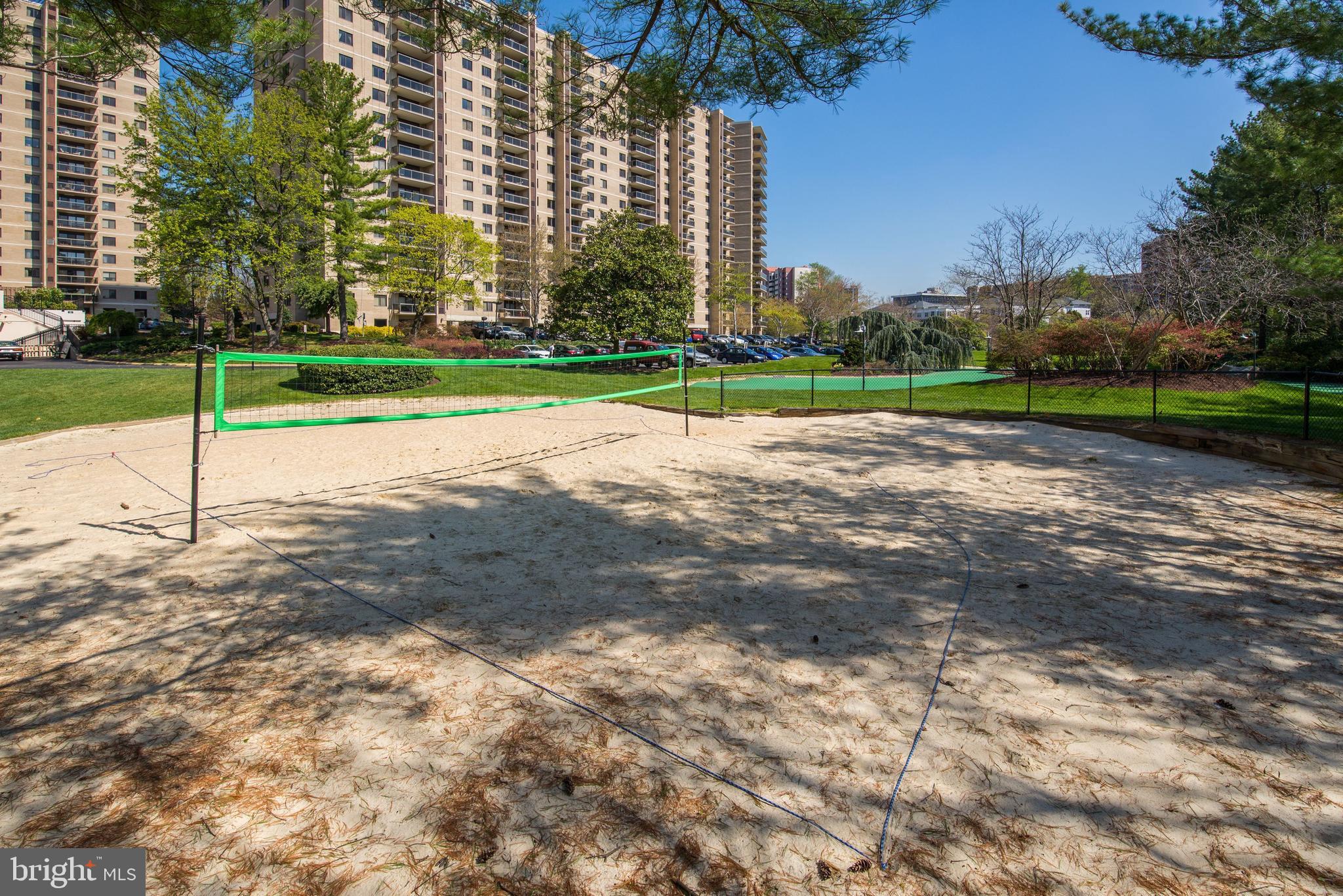 WATERGATE AT LANDMARK - Residential