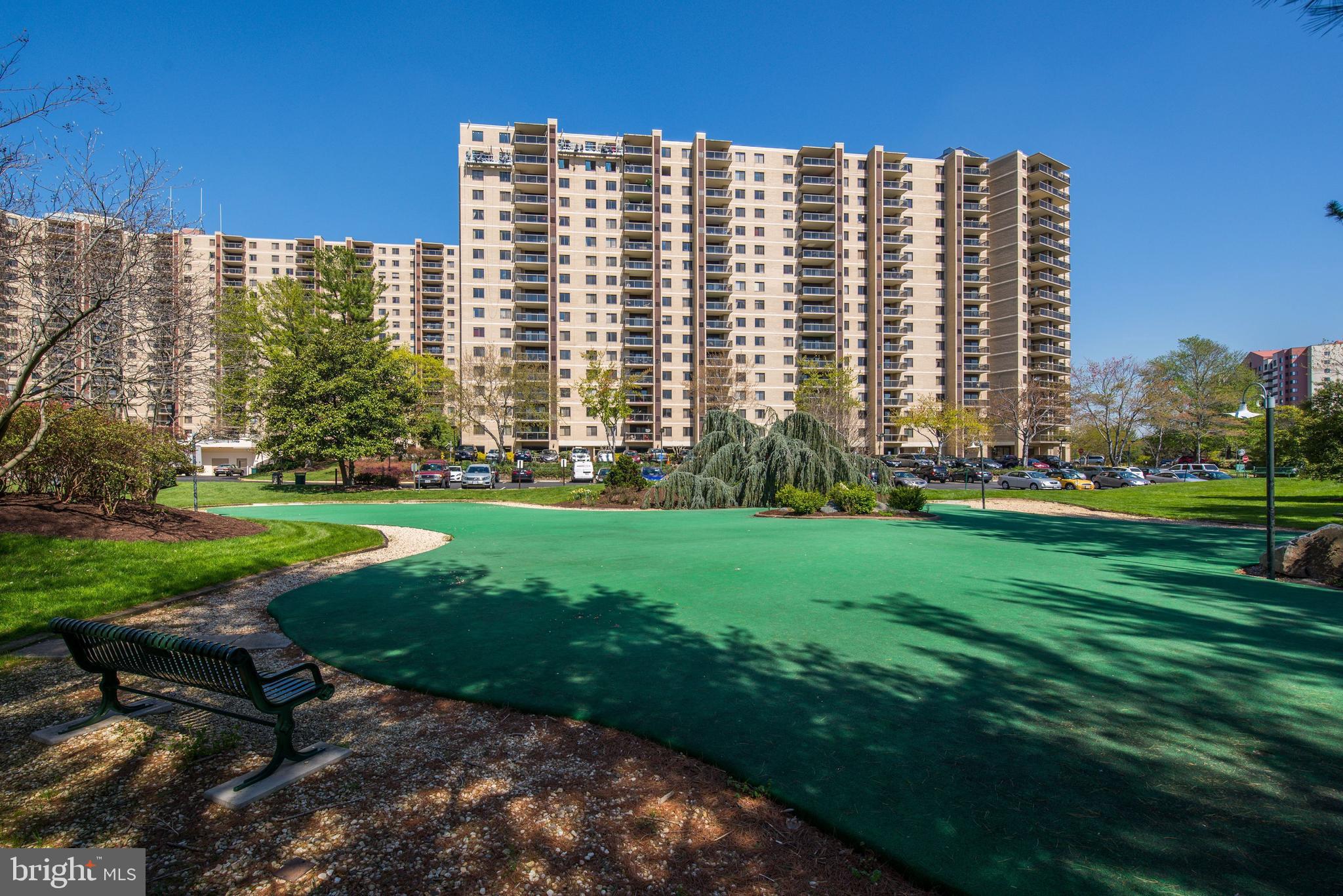 WATERGATE AT LANDMARK - Residential