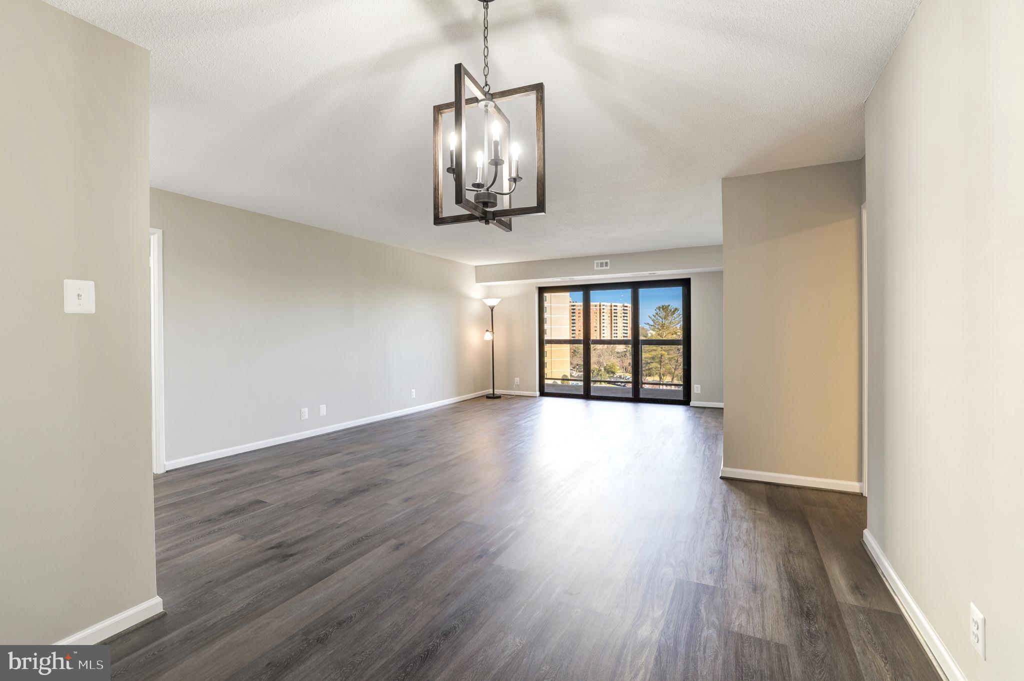 WATERGATE AT LANDMARK - Residential