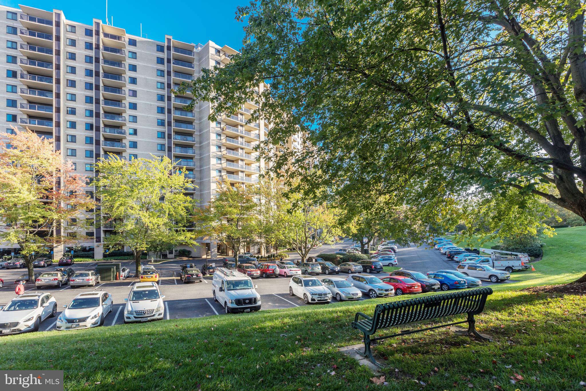 WATERGATE AT LANDMARK - Residential