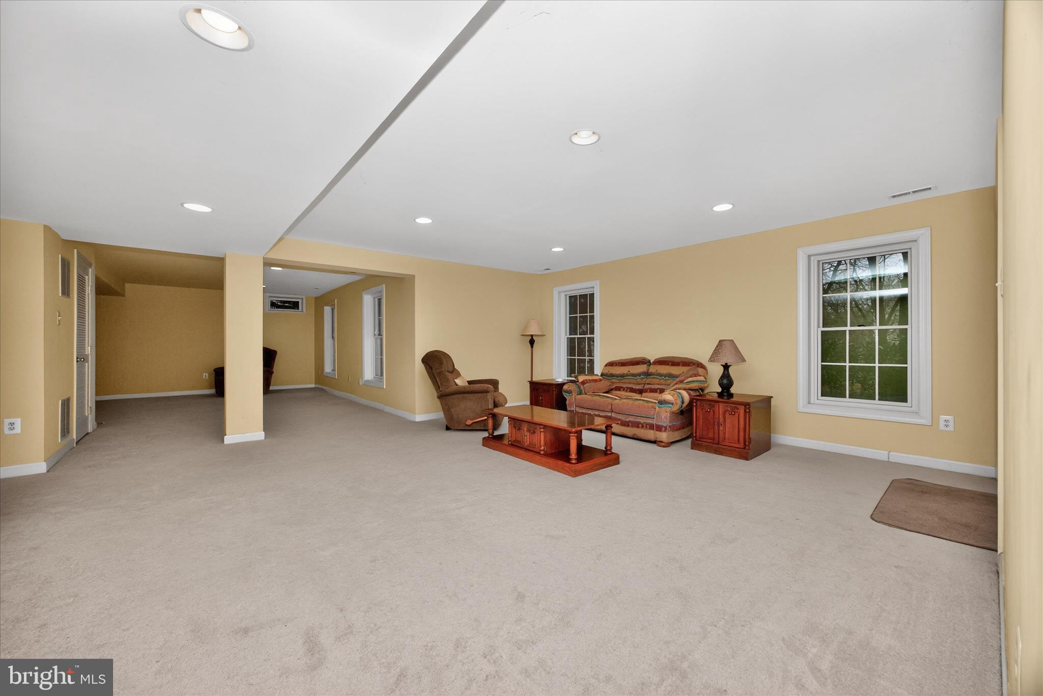 VILLAGES OF URBANA - Residential