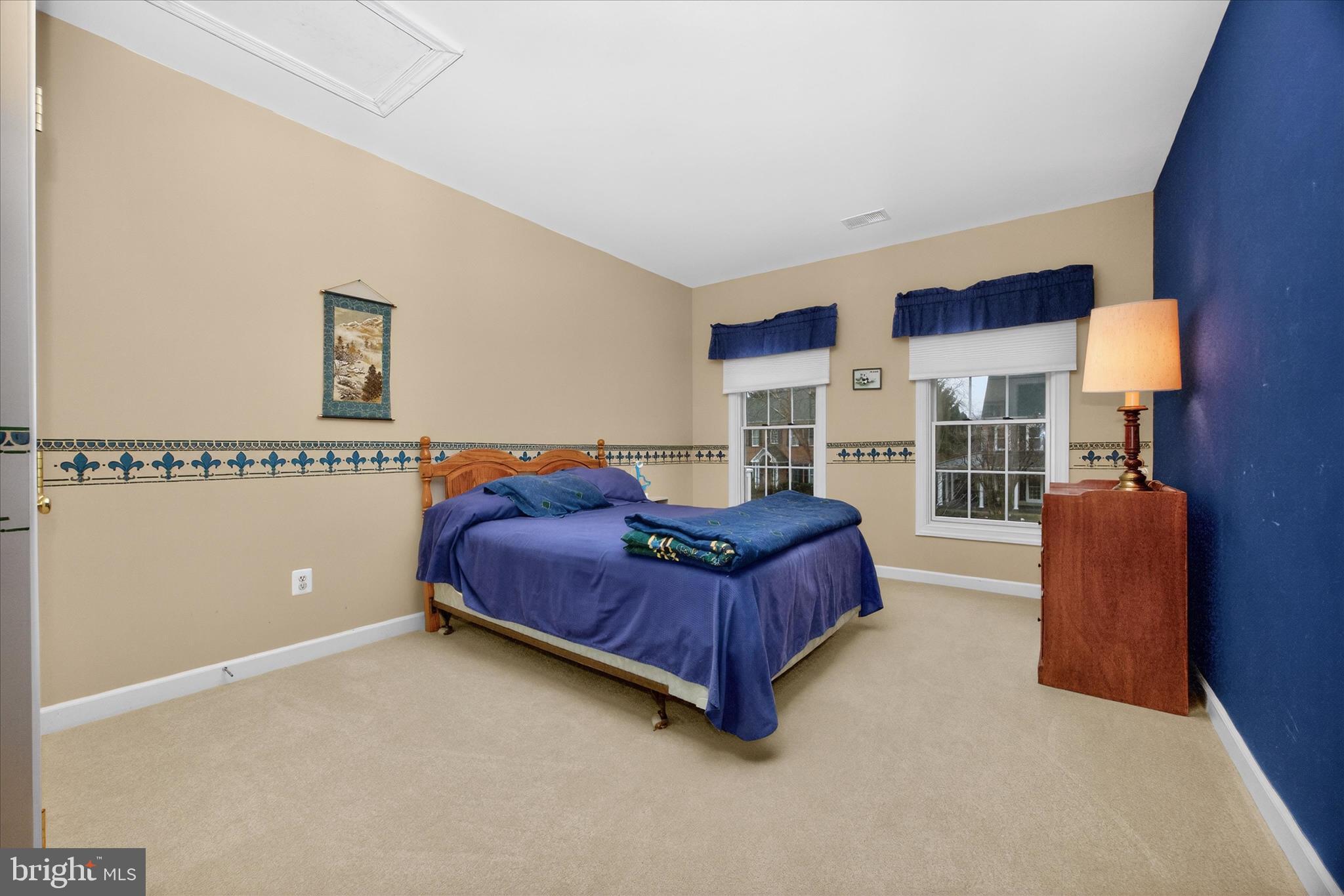 VILLAGES OF URBANA - Residential