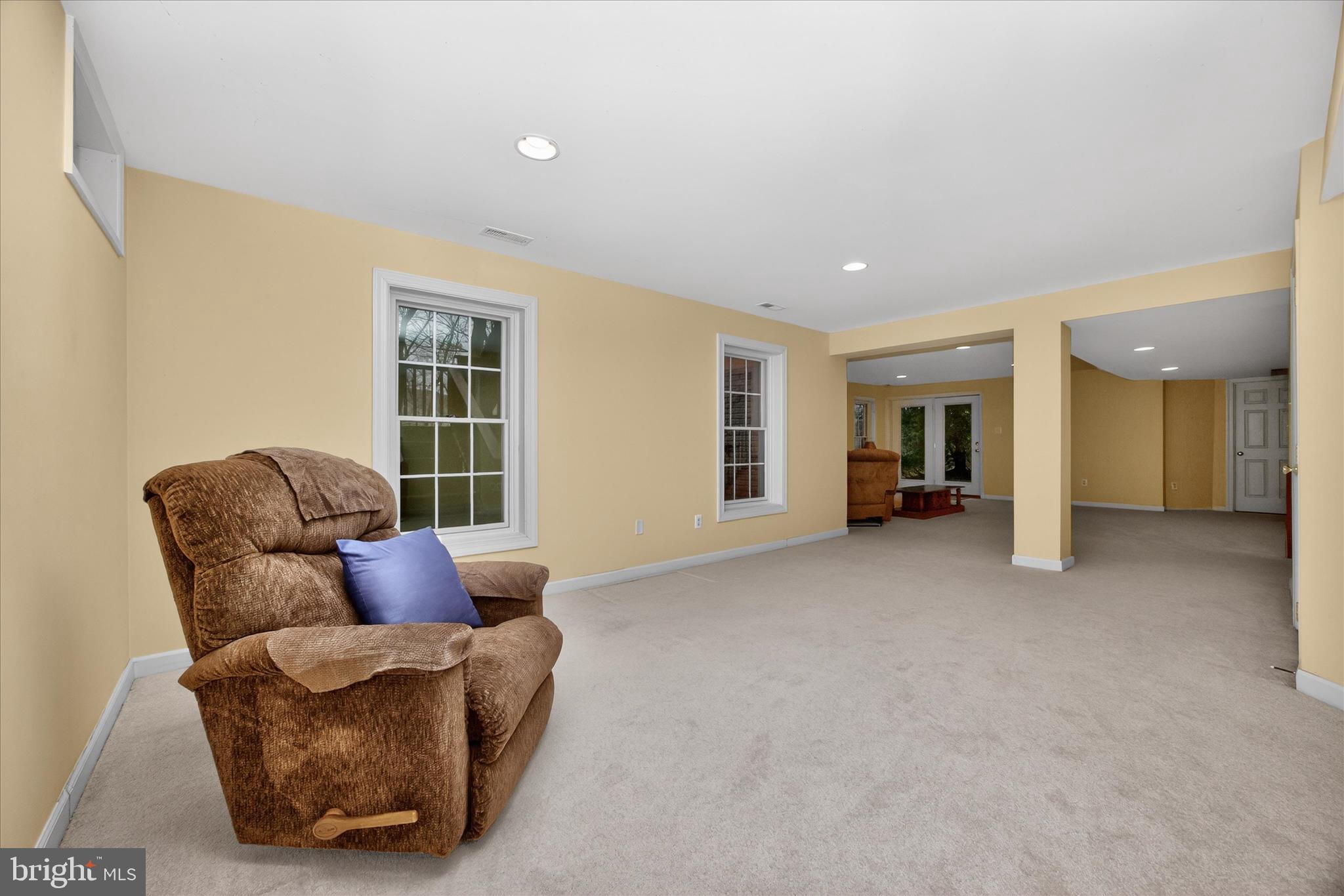 VILLAGES OF URBANA - Residential