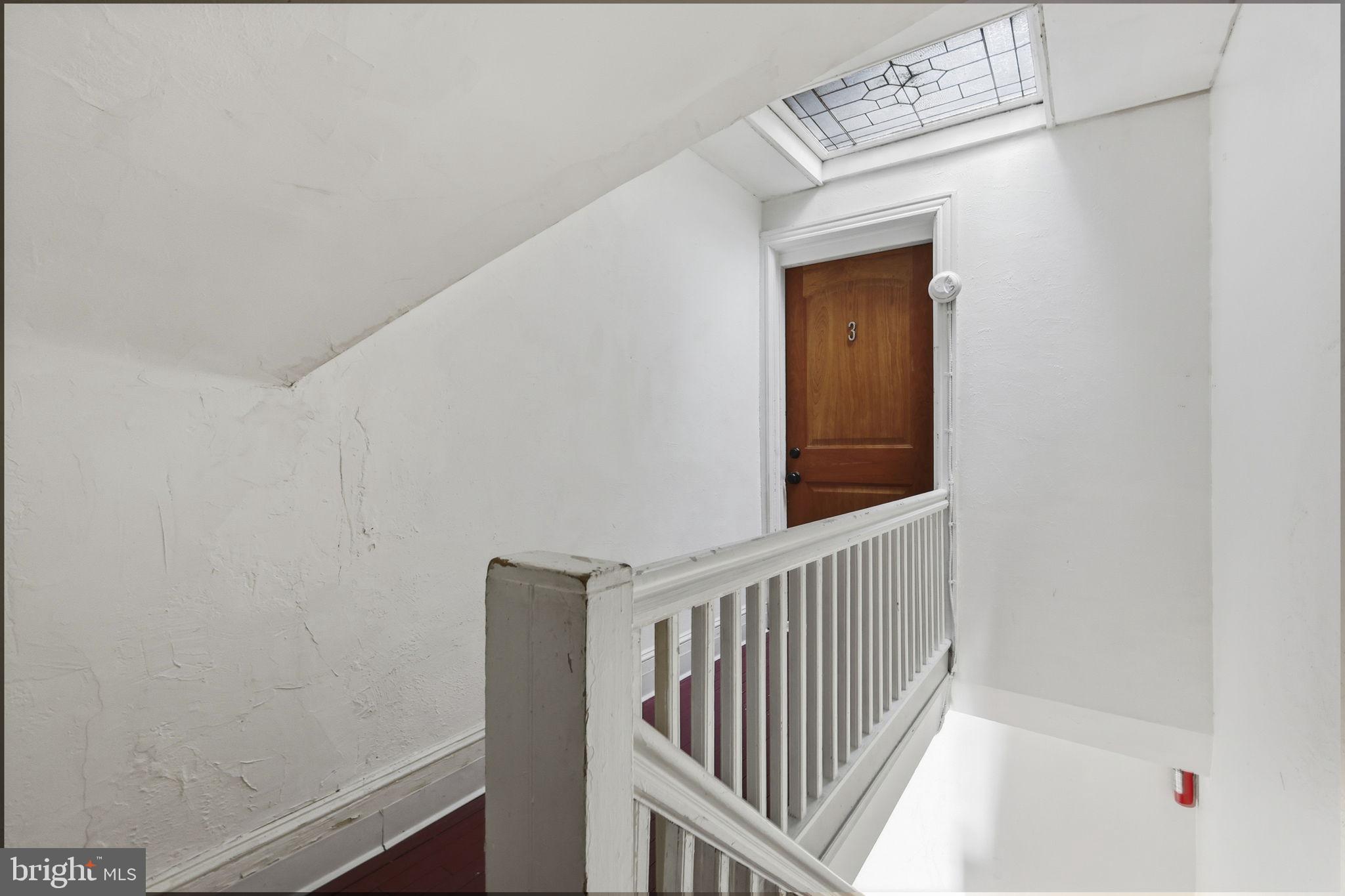 LANDSDOWNE STATION - Residential Income