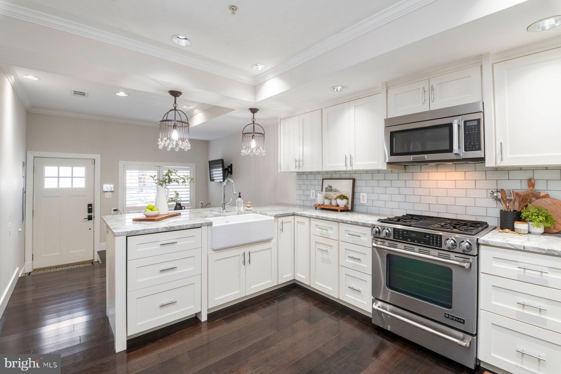 RIVERSIDE - Residential