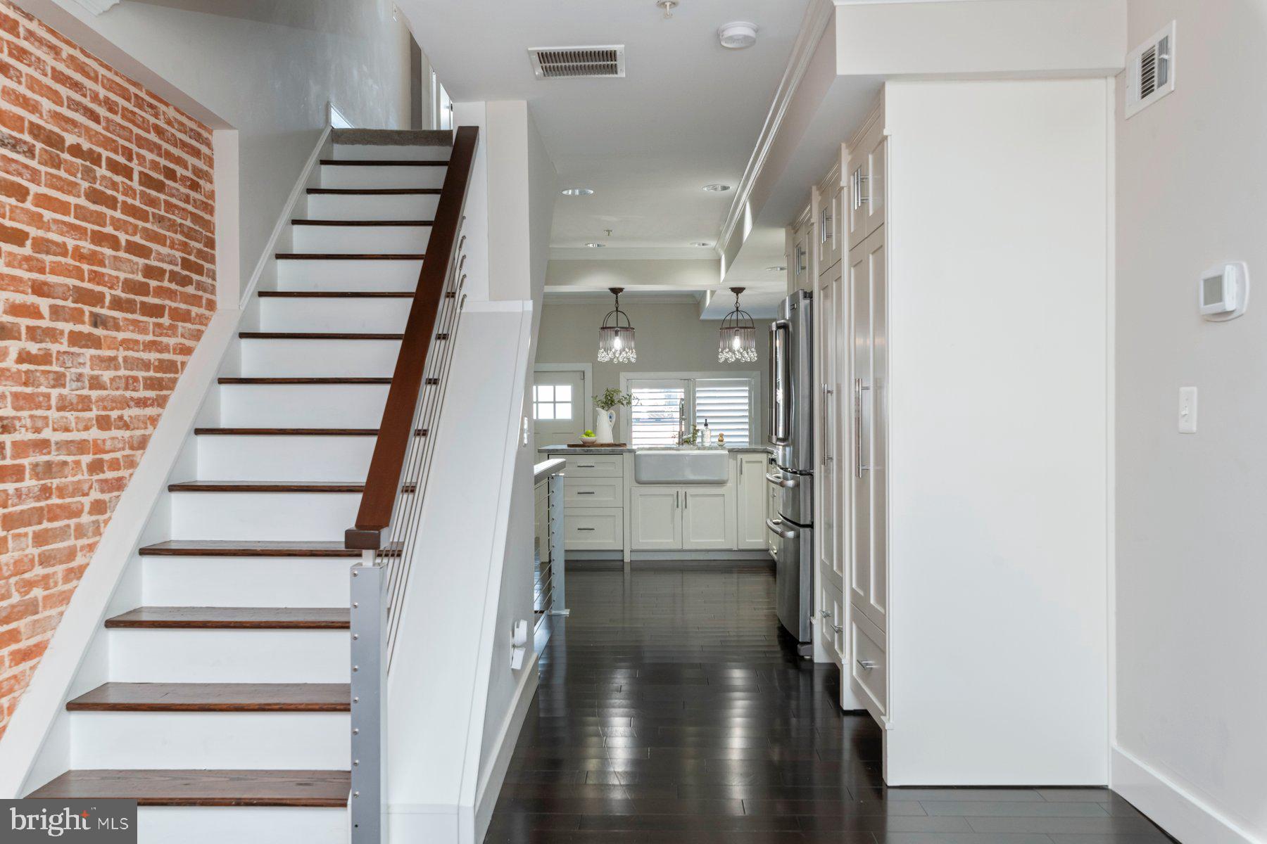 RIVERSIDE - Residential