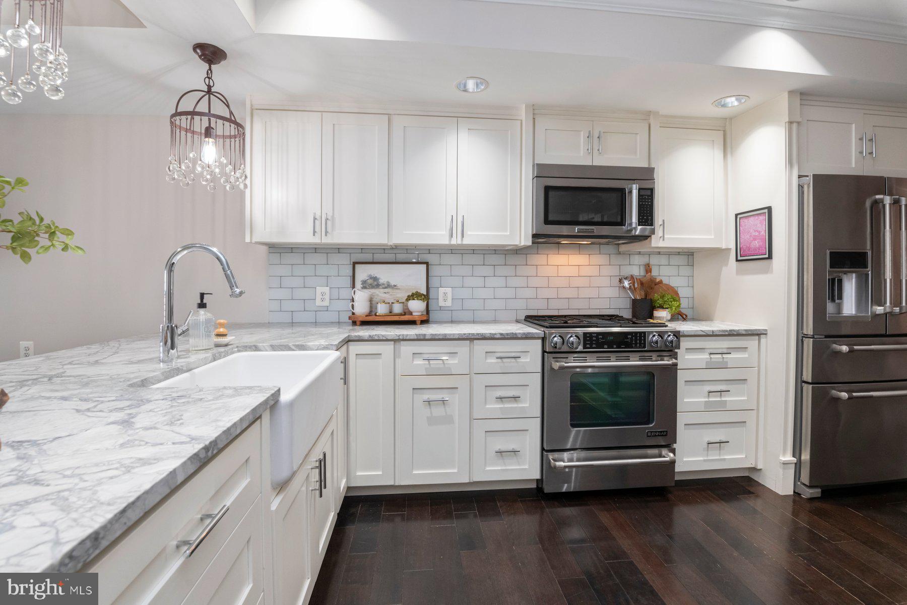 RIVERSIDE - Residential