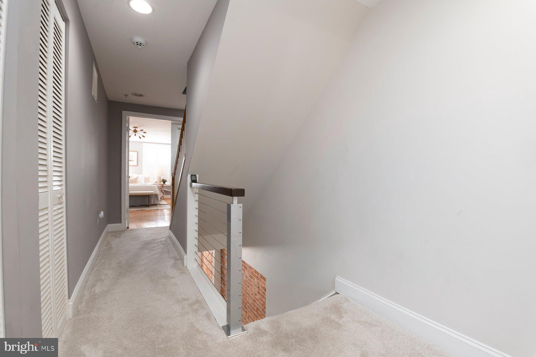 RIVERSIDE - Residential