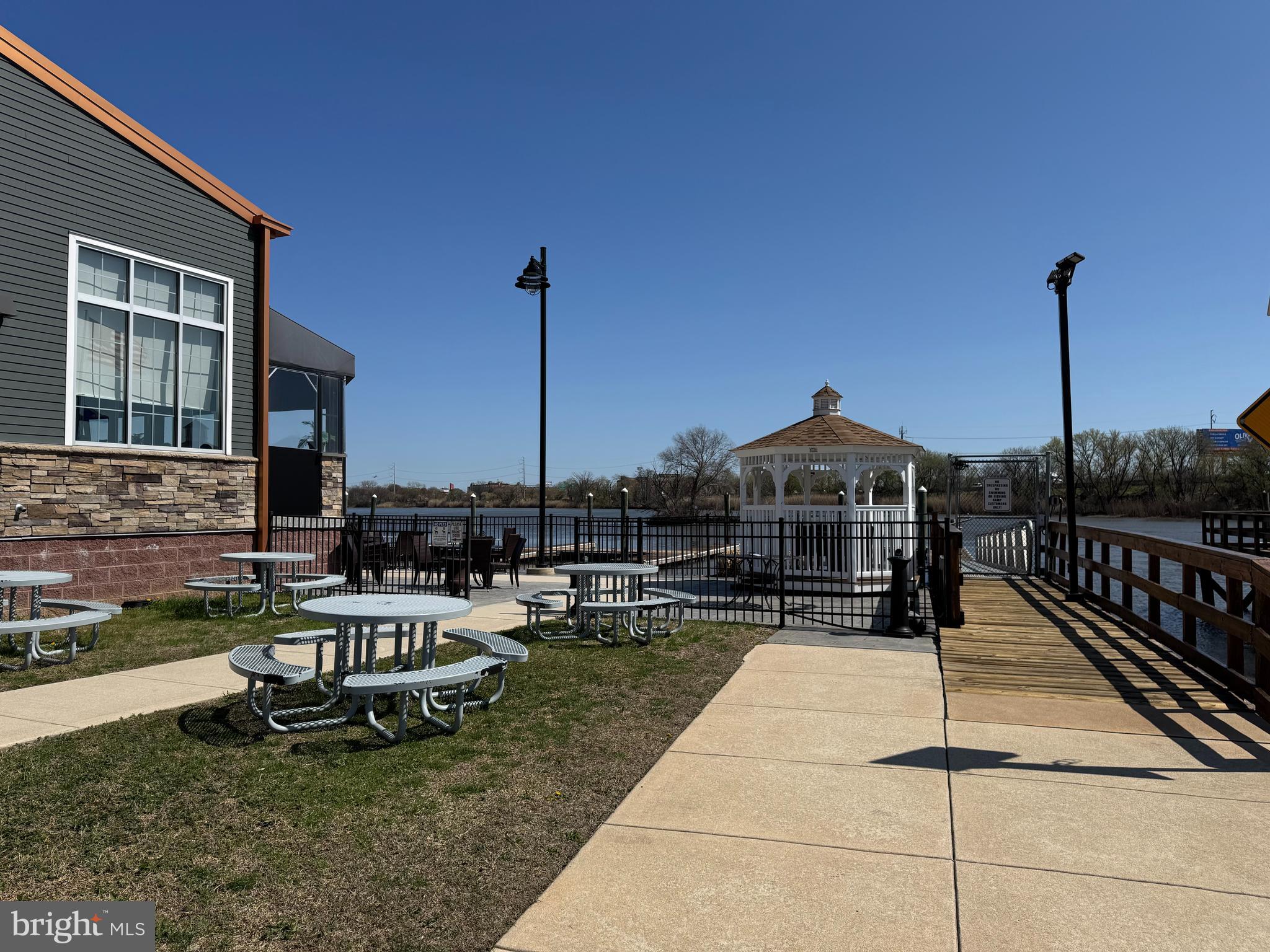 RIDLEY PARK - Residential