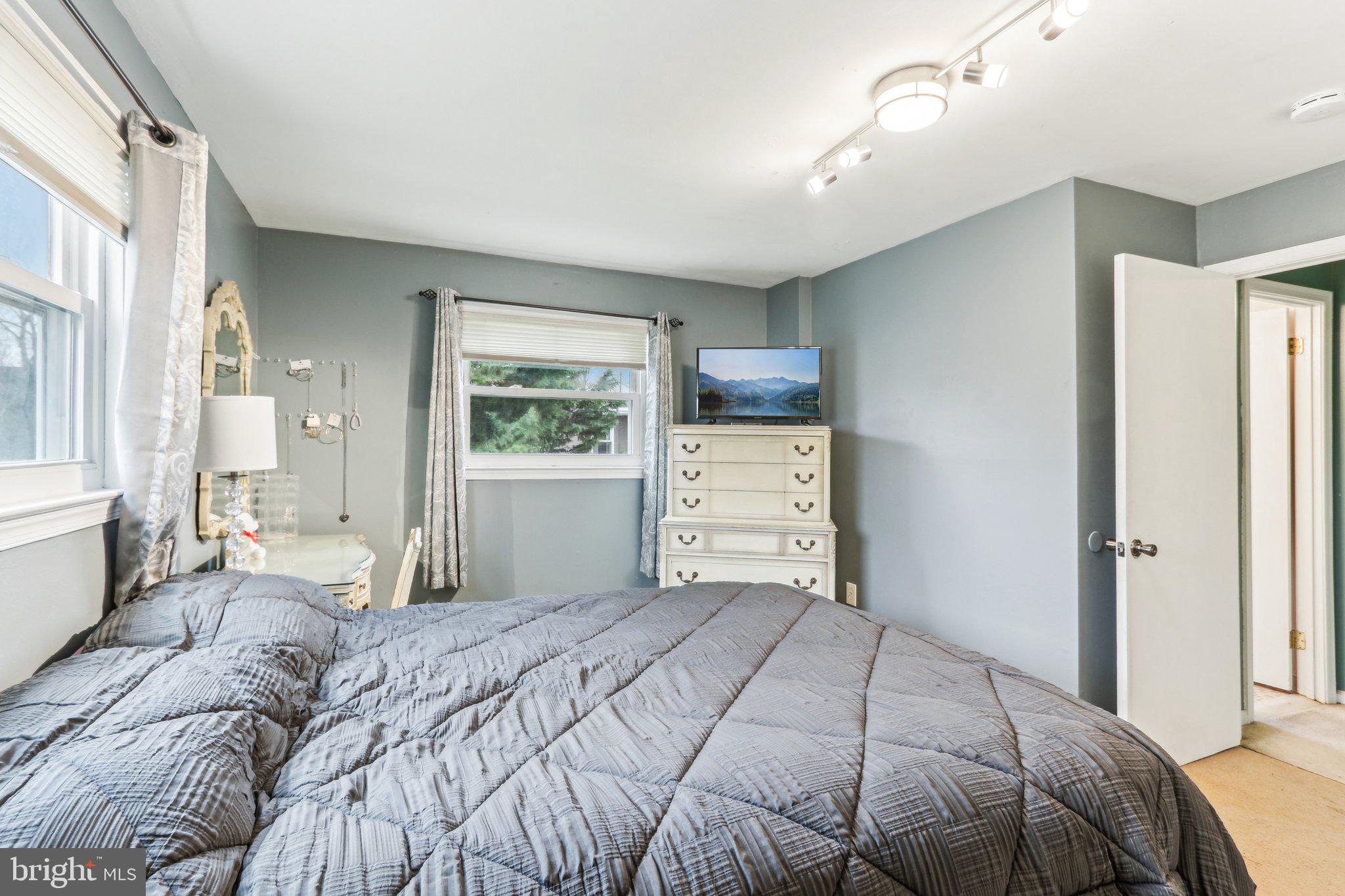 RIDLEY PARK - Residential