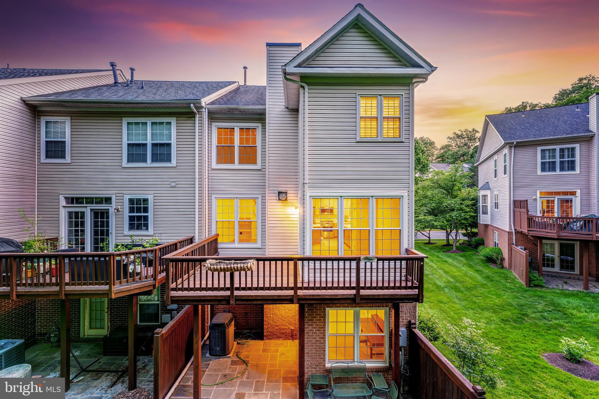 1251 WILD HAWTHORN WAY
