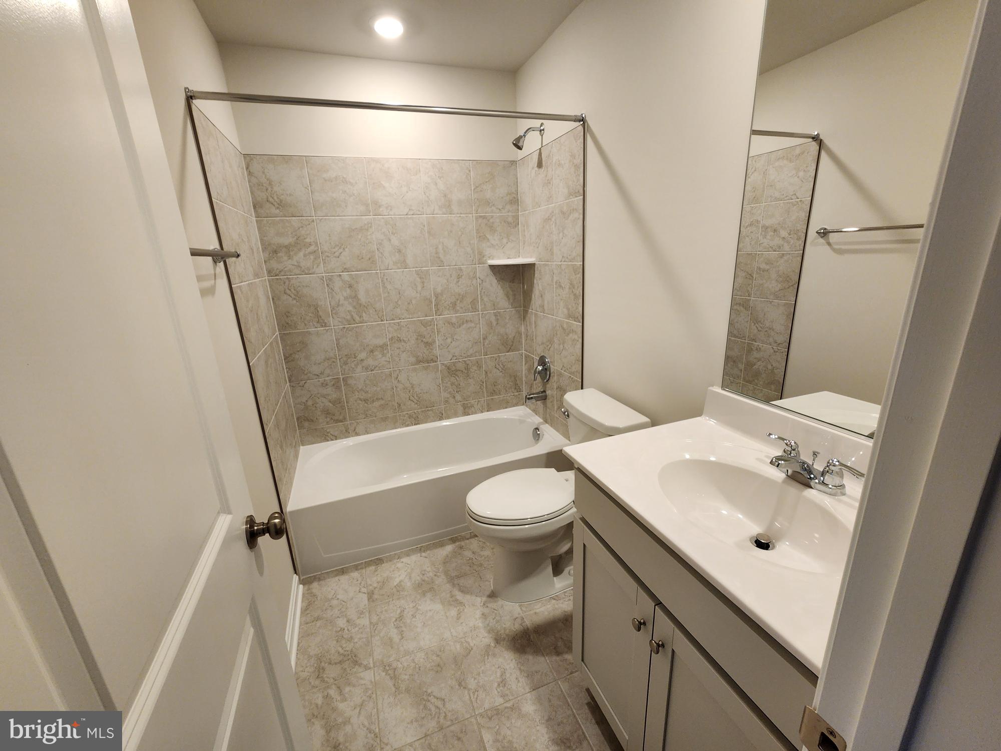 NORBORNE GLEBE - Residential Lease