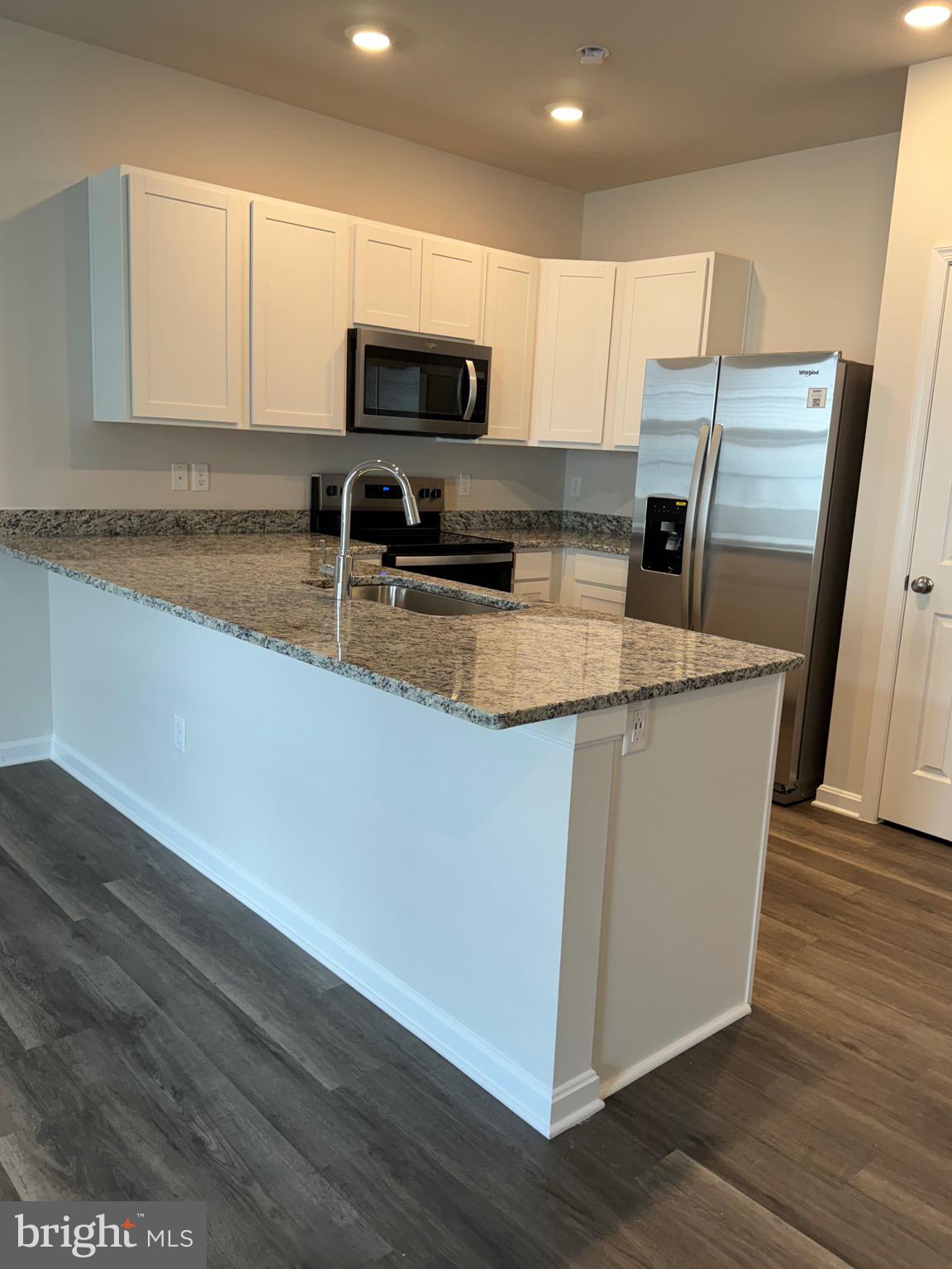 LURAY LANDING - Residential Lease