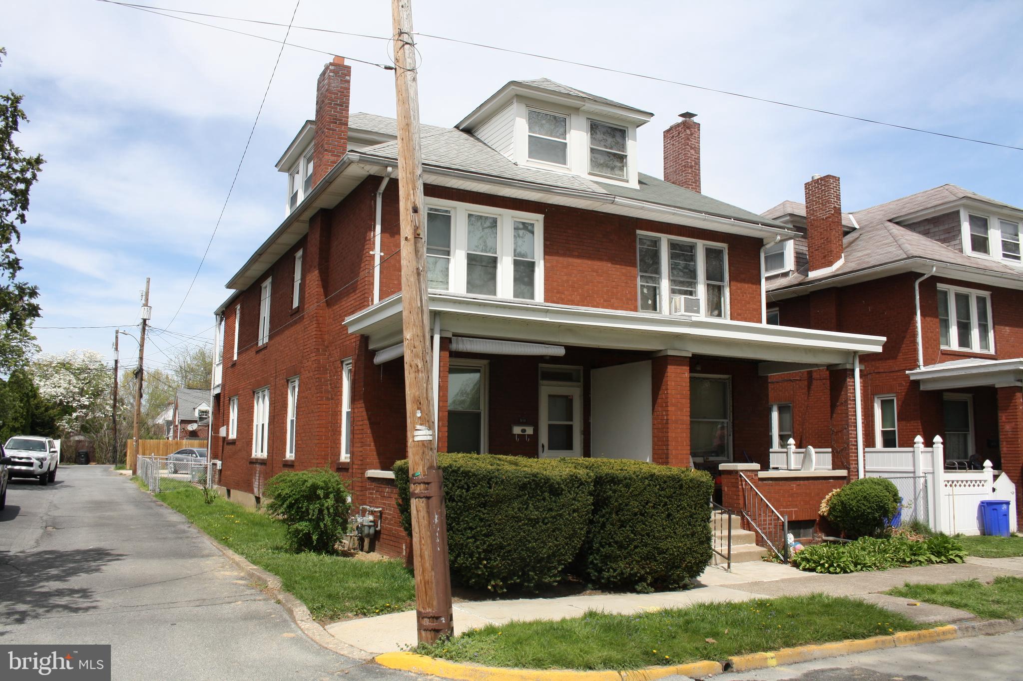 RIVERSIDE - Residential