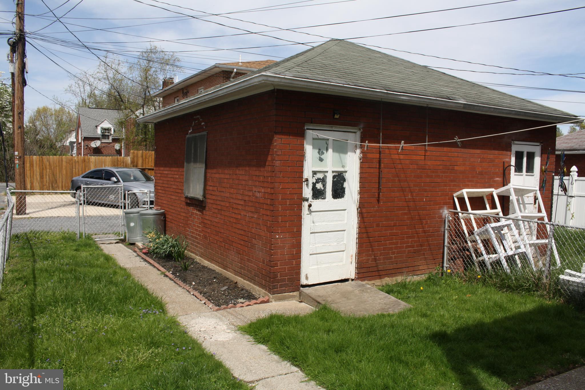 RIVERSIDE - Residential