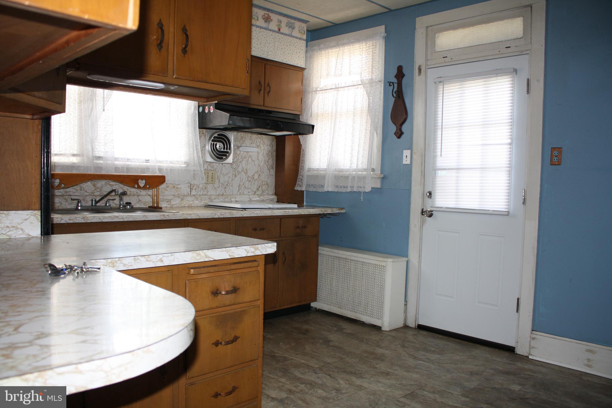 RIVERSIDE - Residential