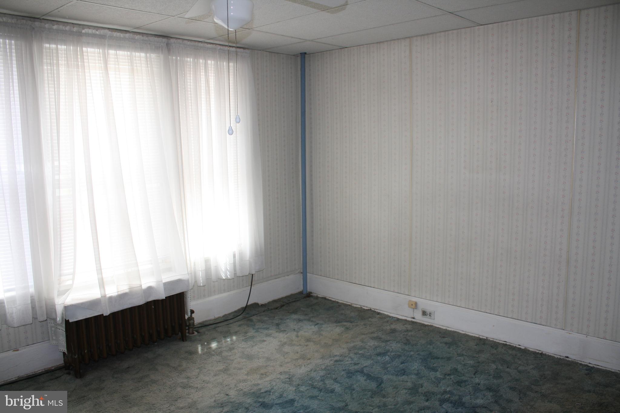 RIVERSIDE - Residential