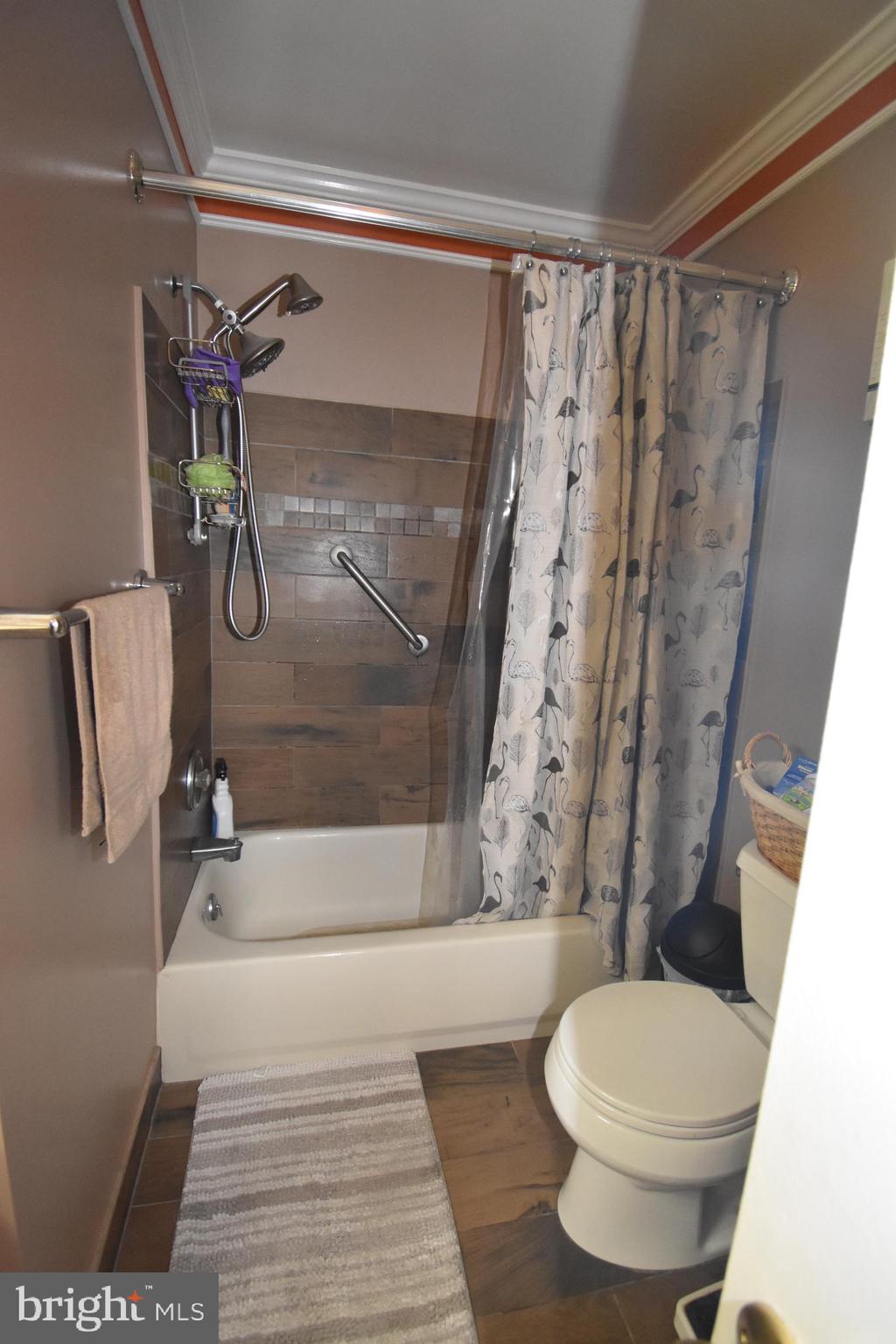 FAIRLAWN - Residential