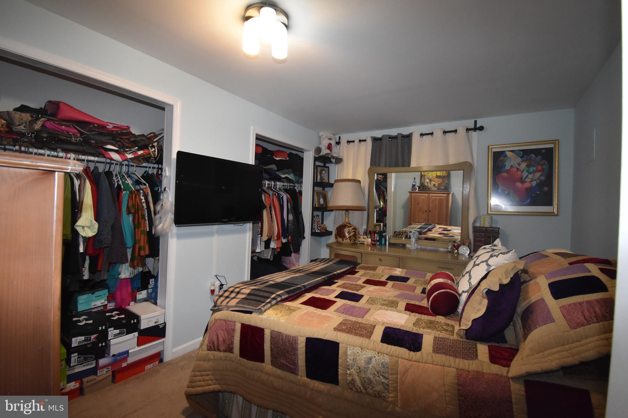 FAIRLAWN - Residential