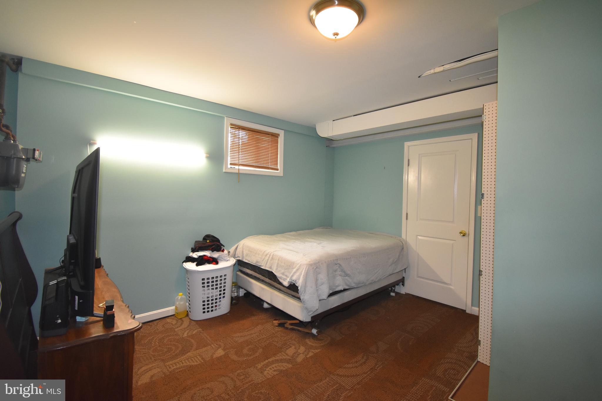 FAIRLAWN - Residential